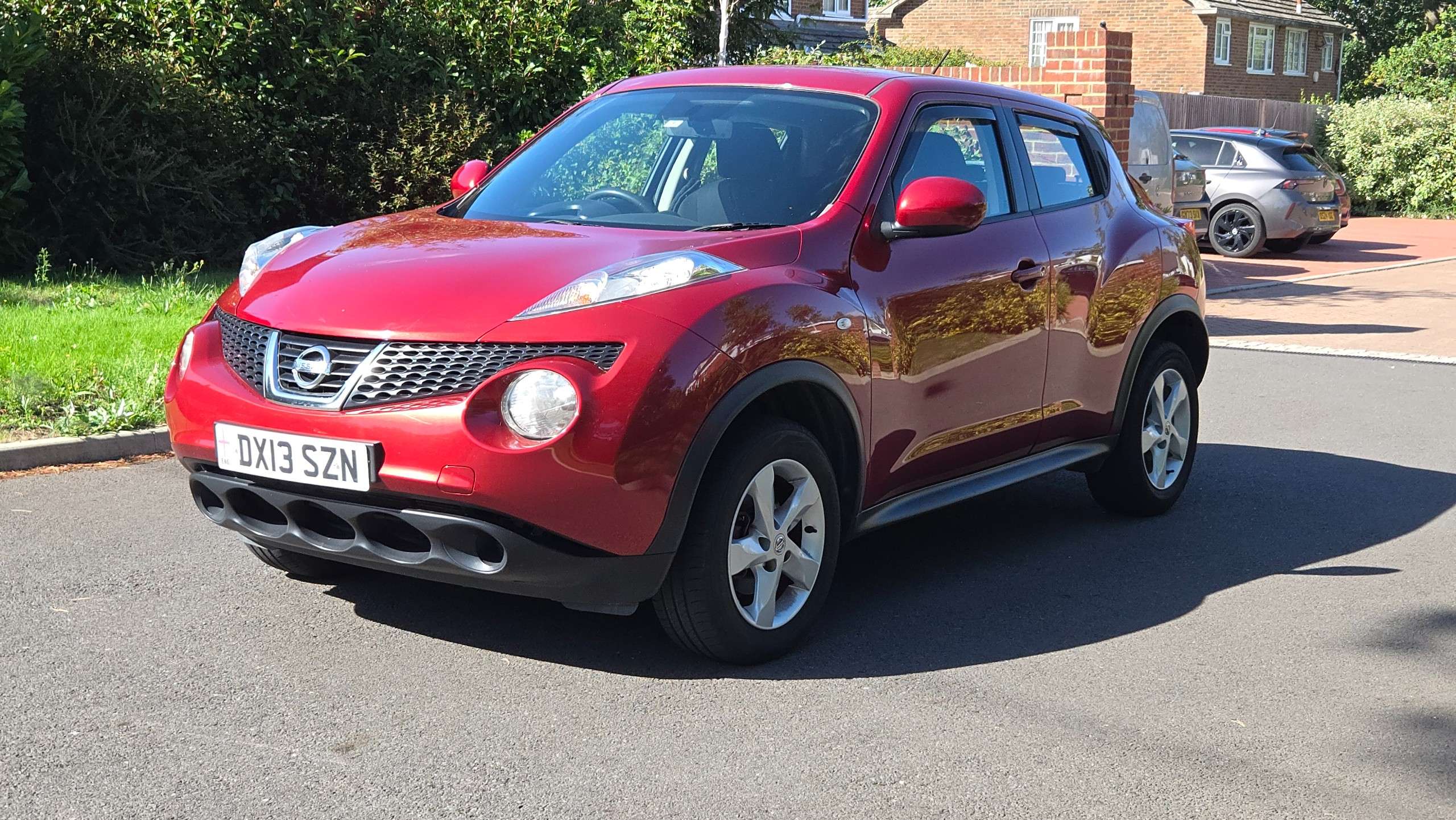 A 2013 NISSAN JUKE 1.6 Visia Euro 5 5dr Only 36000 Miles A 2013 NISSAN JUKE 1.6 Visia Euro 5 5dr Only 36000 Miles