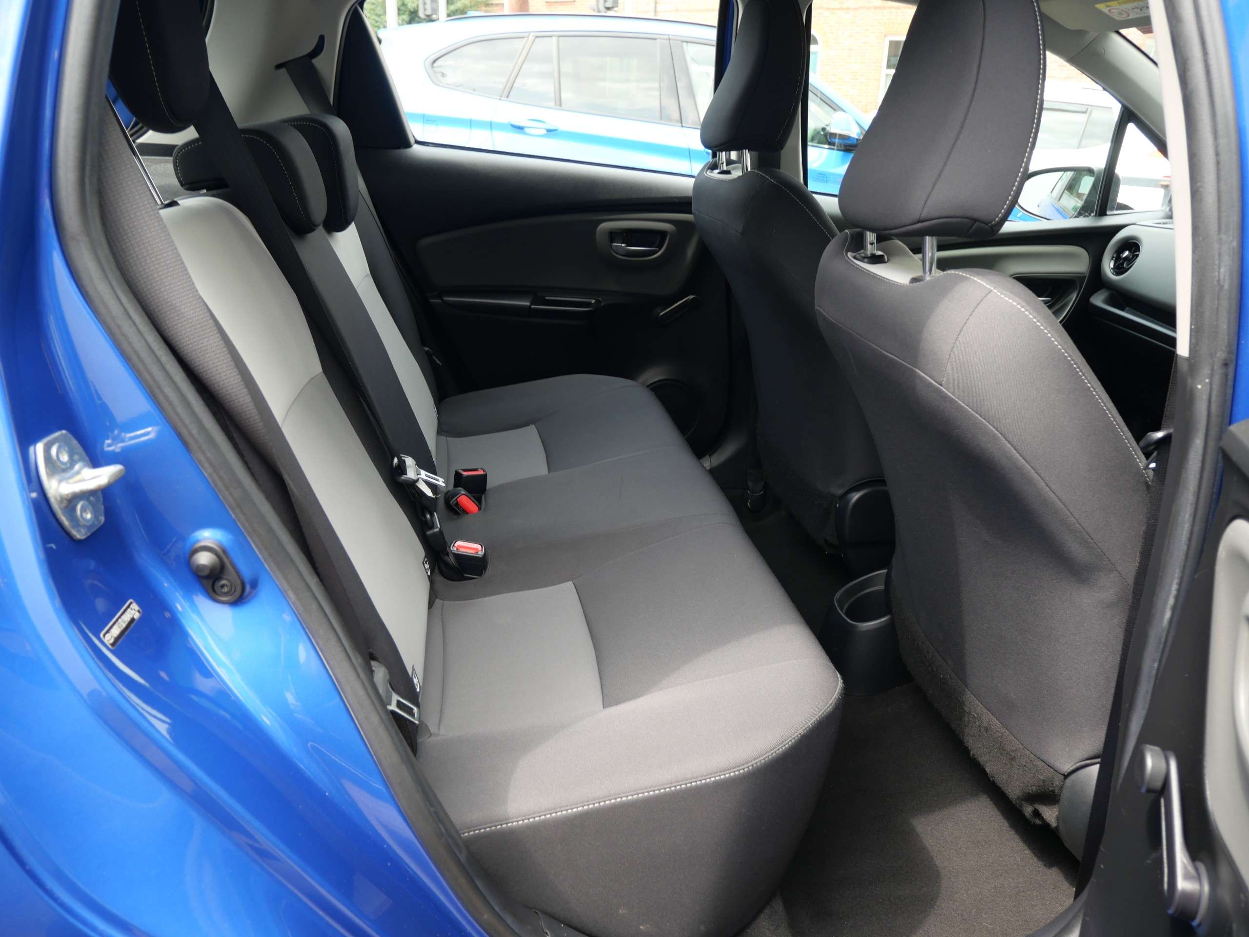 2017 TOYOTA YARIS 2017 TOYOTA YARIS