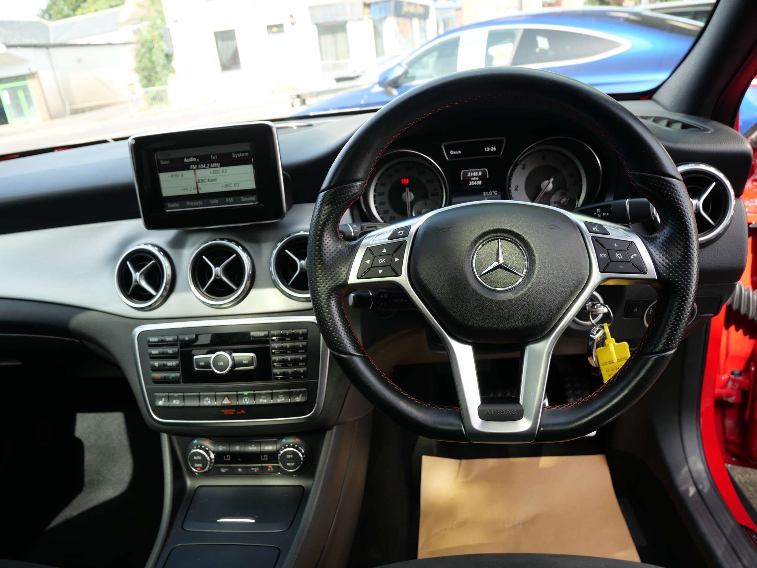 2015 MERCEDES-BENZ GLA 2015 MERCEDES-BENZ GLA