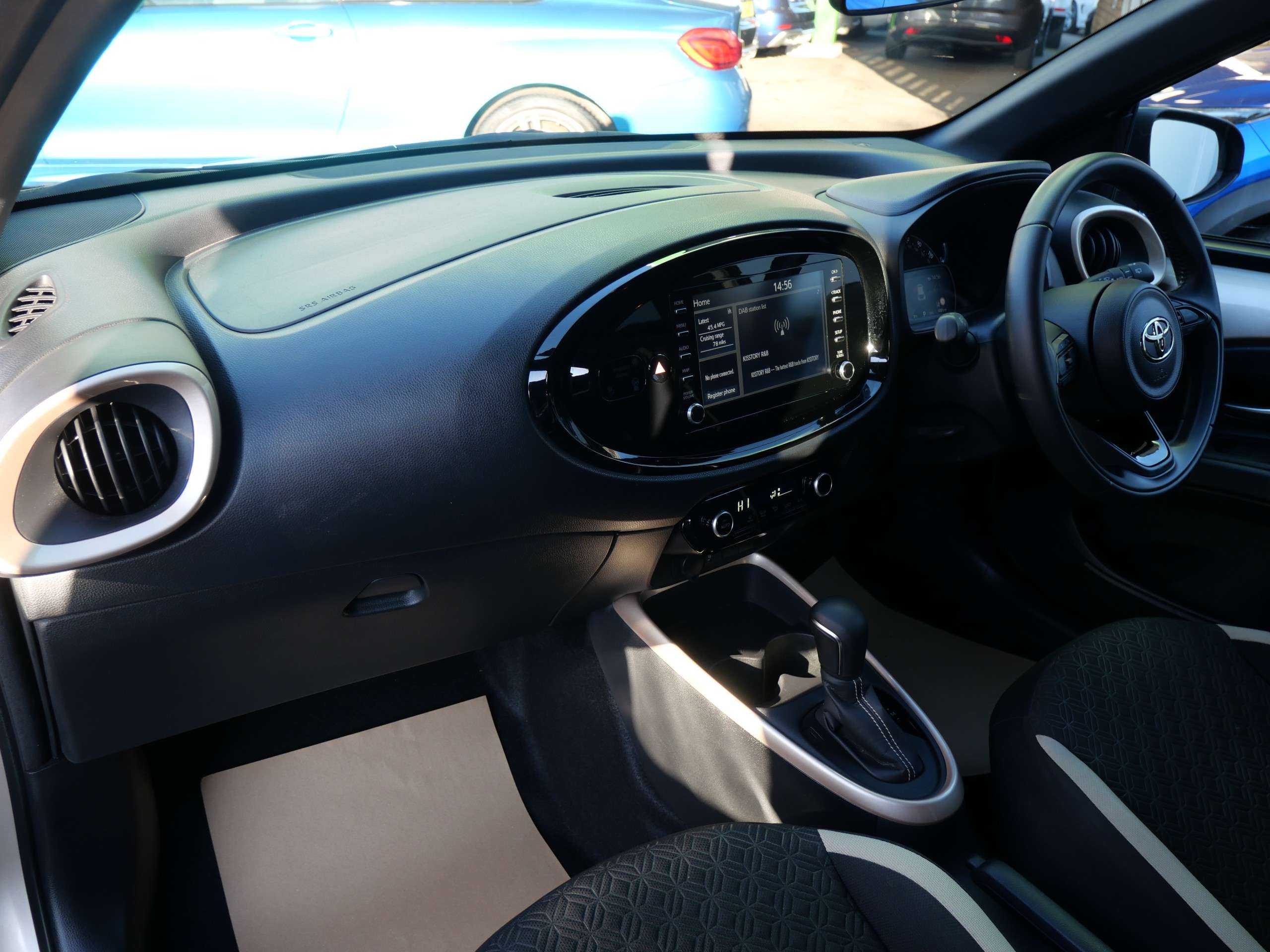 2023 TOYOTA AYGO X 2023 TOYOTA AYGO X