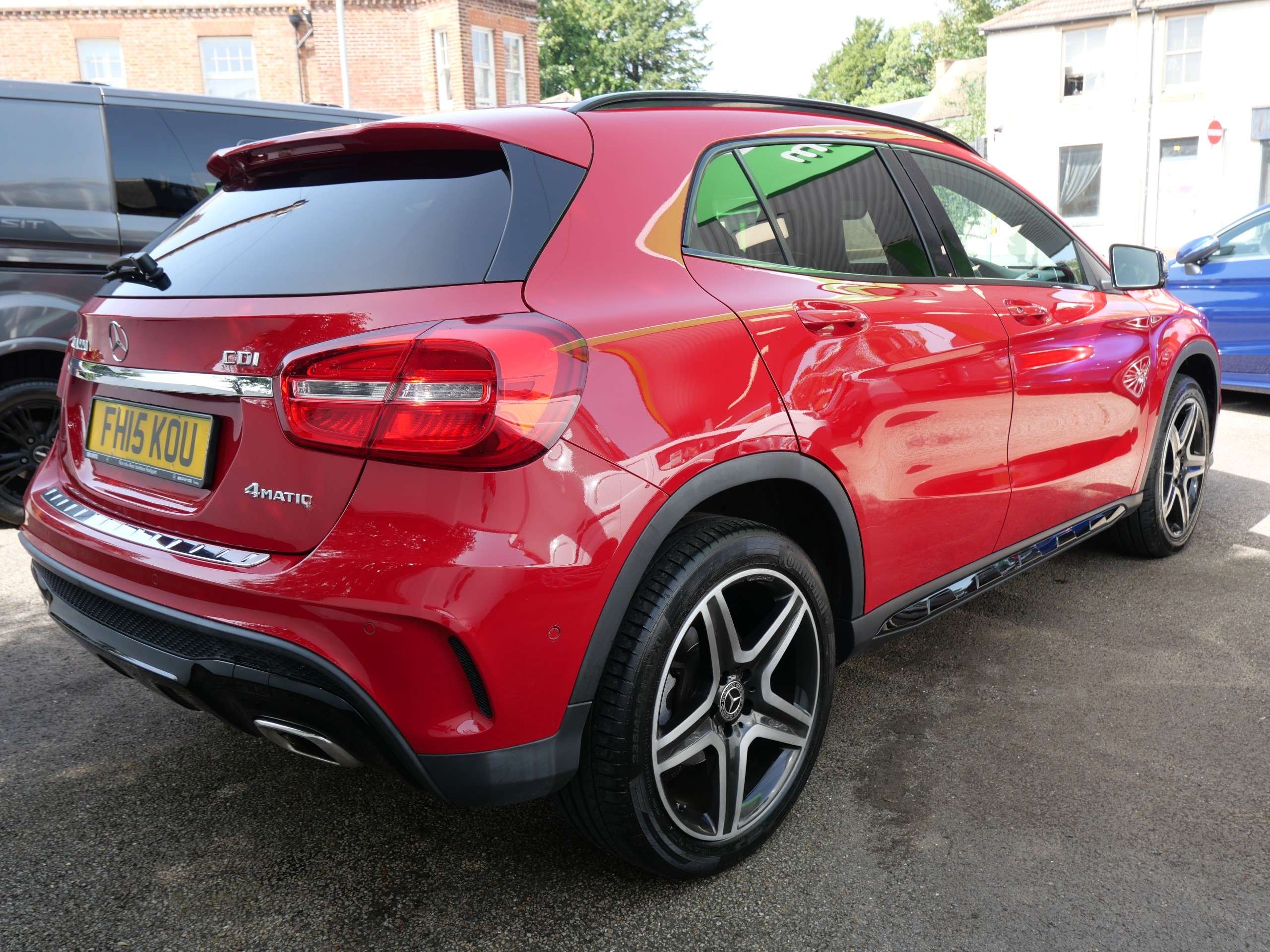 A 2015 MERCEDES-BENZ GLA 2.1 GLA220d AMG Line (Premium Plus) SUV 5dr Diesel 7G-DCT 4MATIC Euro 6 (s/s) (170 ps) A 2015 MERCEDES-BENZ GLA 2.1 GLA220d AMG Line (Premium Plus) SUV 5dr Diesel 7G-DCT 4MATIC Euro 6 (s/s) (170 ps)
