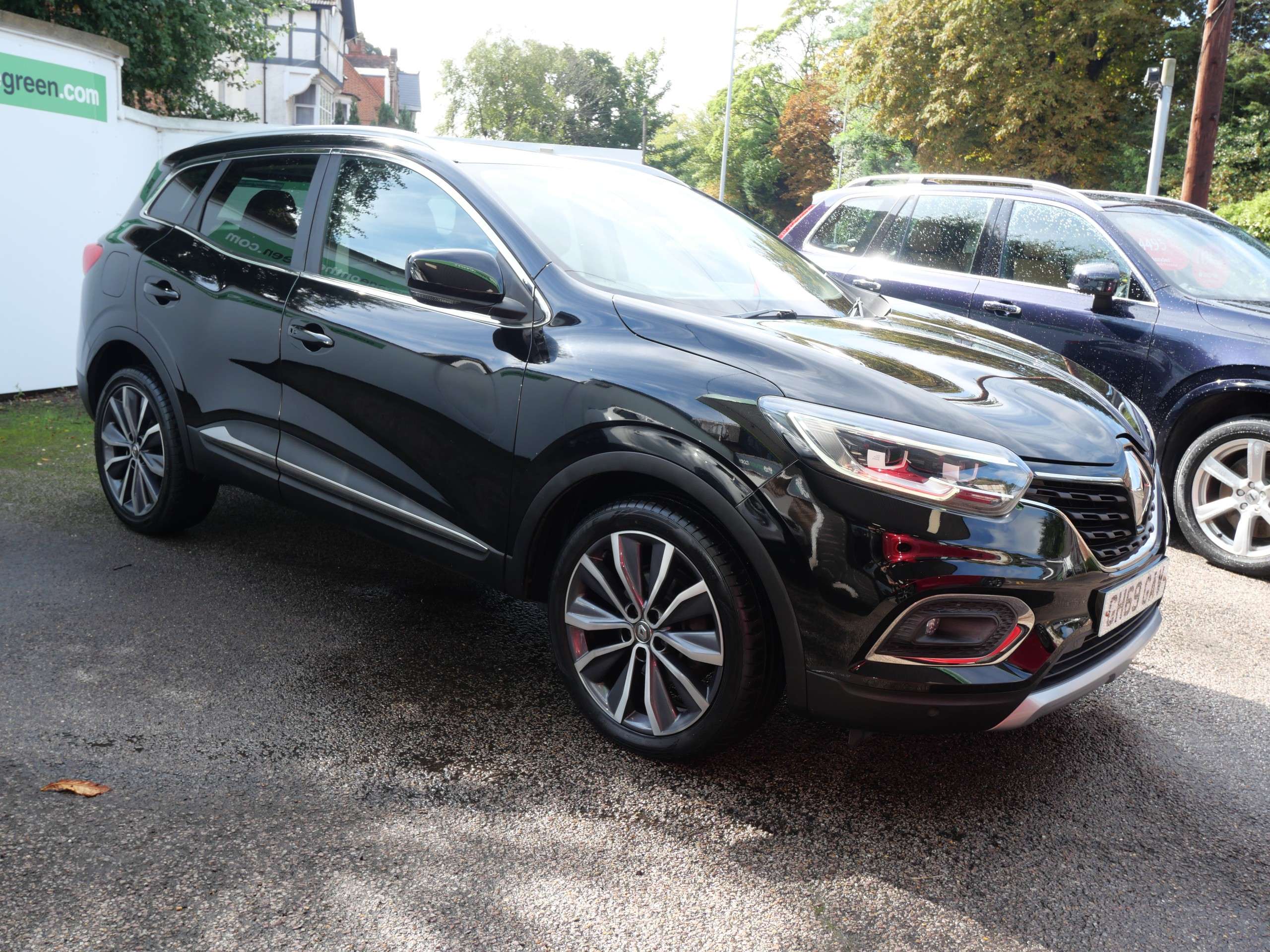 A 2019 RENAULT KADJAR 1.3 TCe S Edition Euro 6 (s/s) 5dr A 2019 RENAULT KADJAR 1.3 TCe S Edition Euro 6 (s/s) 5dr