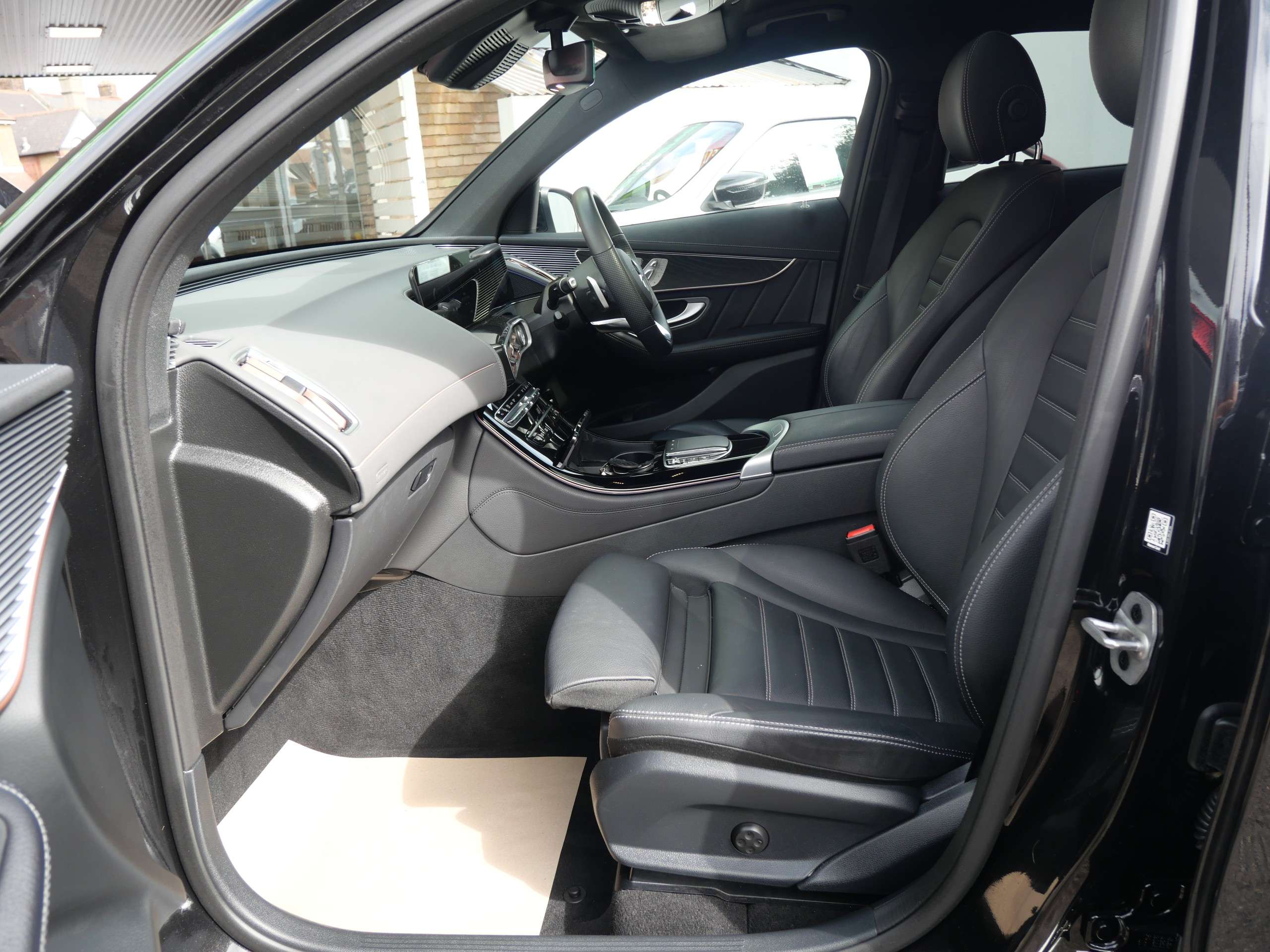 2022 MERCEDES-BENZ EQC 2022 MERCEDES-BENZ EQC