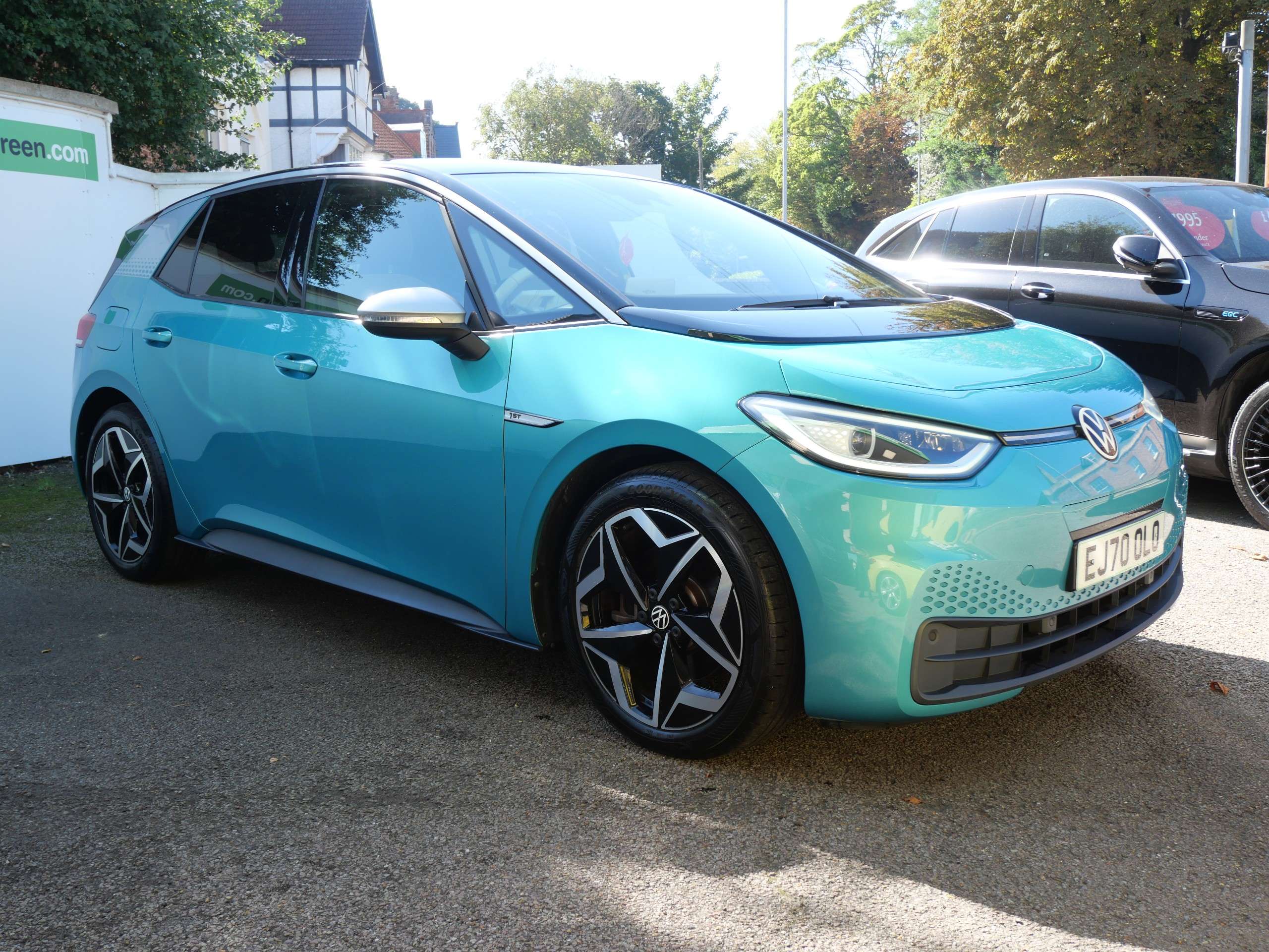 A 2020 VOLKSWAGEN ID.3 Pro Performance 58kWh 1ST Edition Electric Auto (204 ps) 5dr A 2020 VOLKSWAGEN ID.3 Pro Performance 58kWh 1ST Edition Electric Auto (204 ps) 5dr