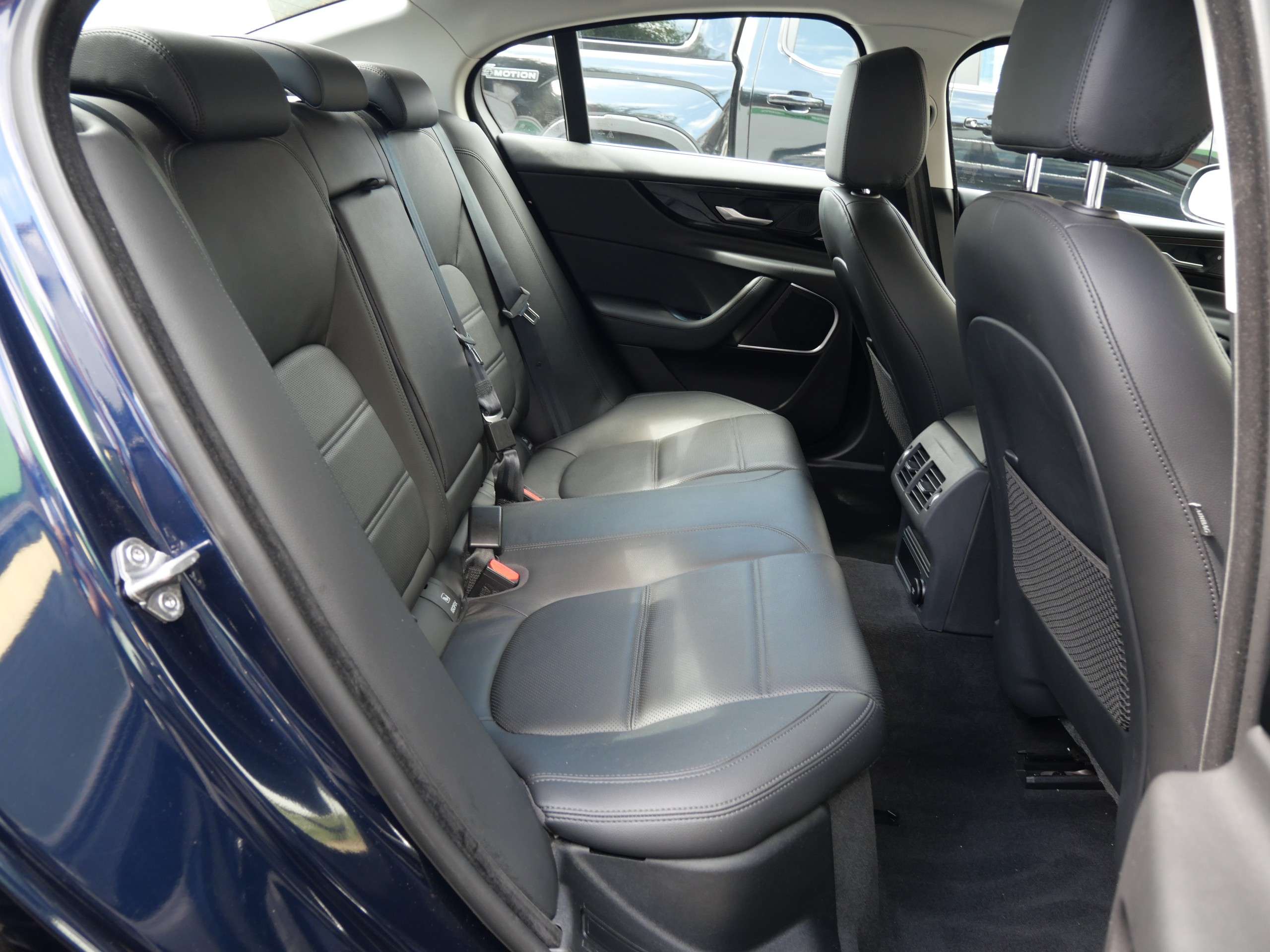 2019 JAGUAR XE 2019 JAGUAR XE