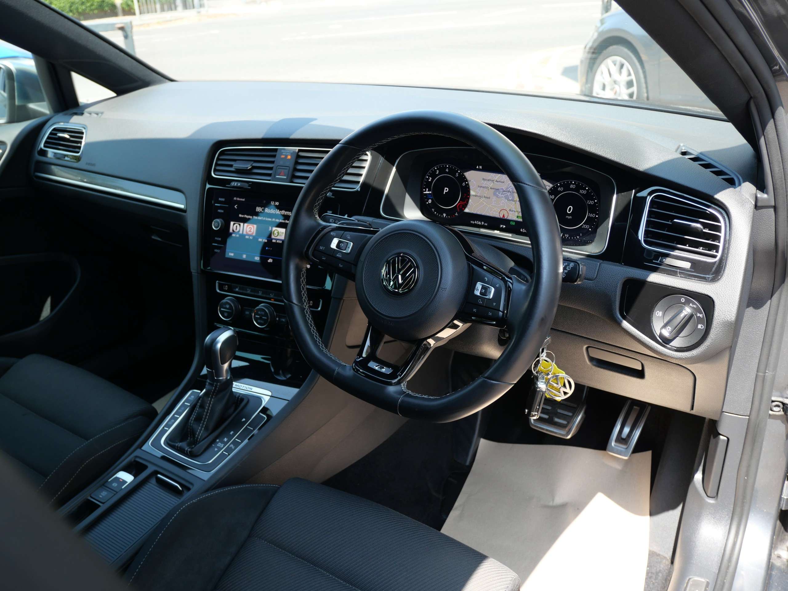 2017 VOLKSWAGEN GOLF 2017 VOLKSWAGEN GOLF