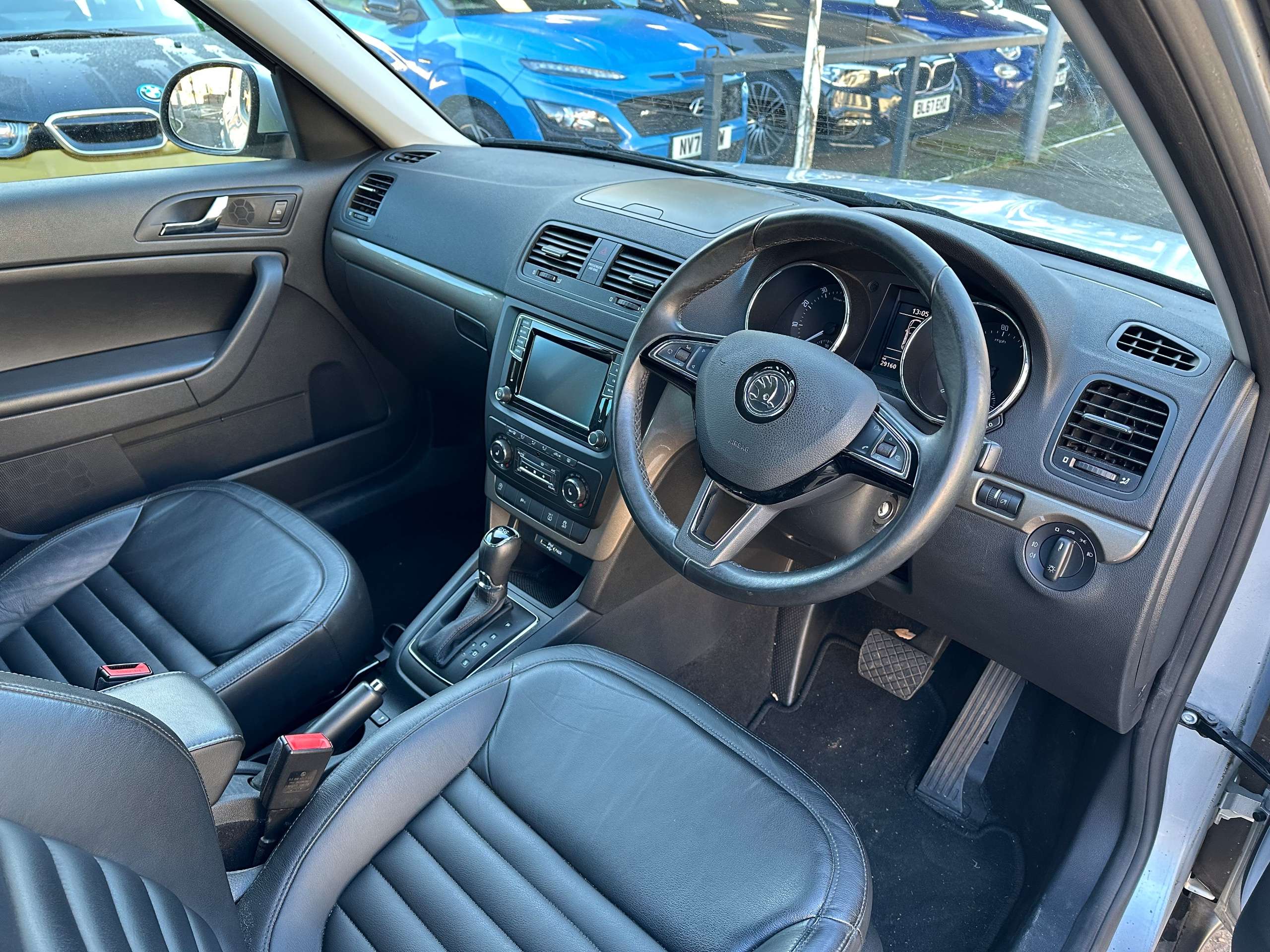 A 2017 SKODA YETI 1.2 TSI SE L Drive Outdoor DSG Euro 6 (s/s) 5dr 1 Owner Only 29000 Miles A 2017 SKODA YETI 1.2 TSI SE L Drive Outdoor DSG Euro 6 (s/s) 5dr 1 Owner Only 29000 Miles