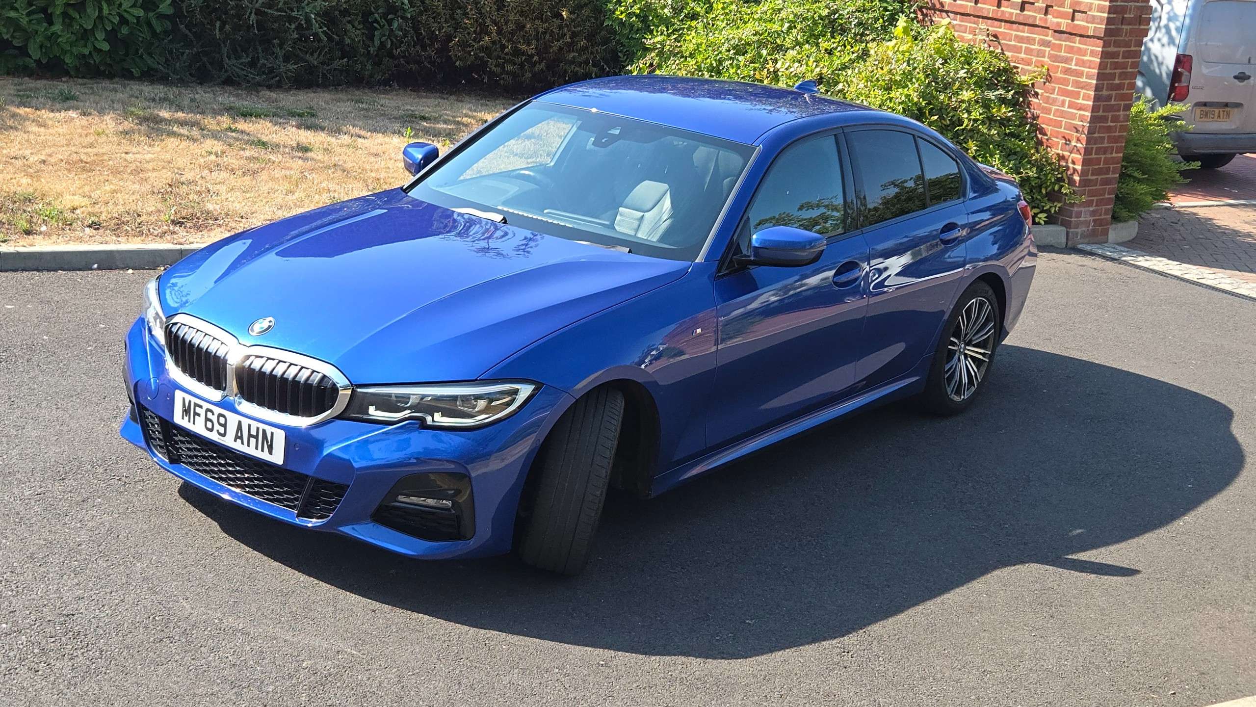A 2019 BMW 3 SERIES 2.0 320i M Sport Auto Euro 6 (s/s) 4dr A 2019 BMW 3 SERIES 2.0 320i M Sport Auto Euro 6 (s/s) 4dr
