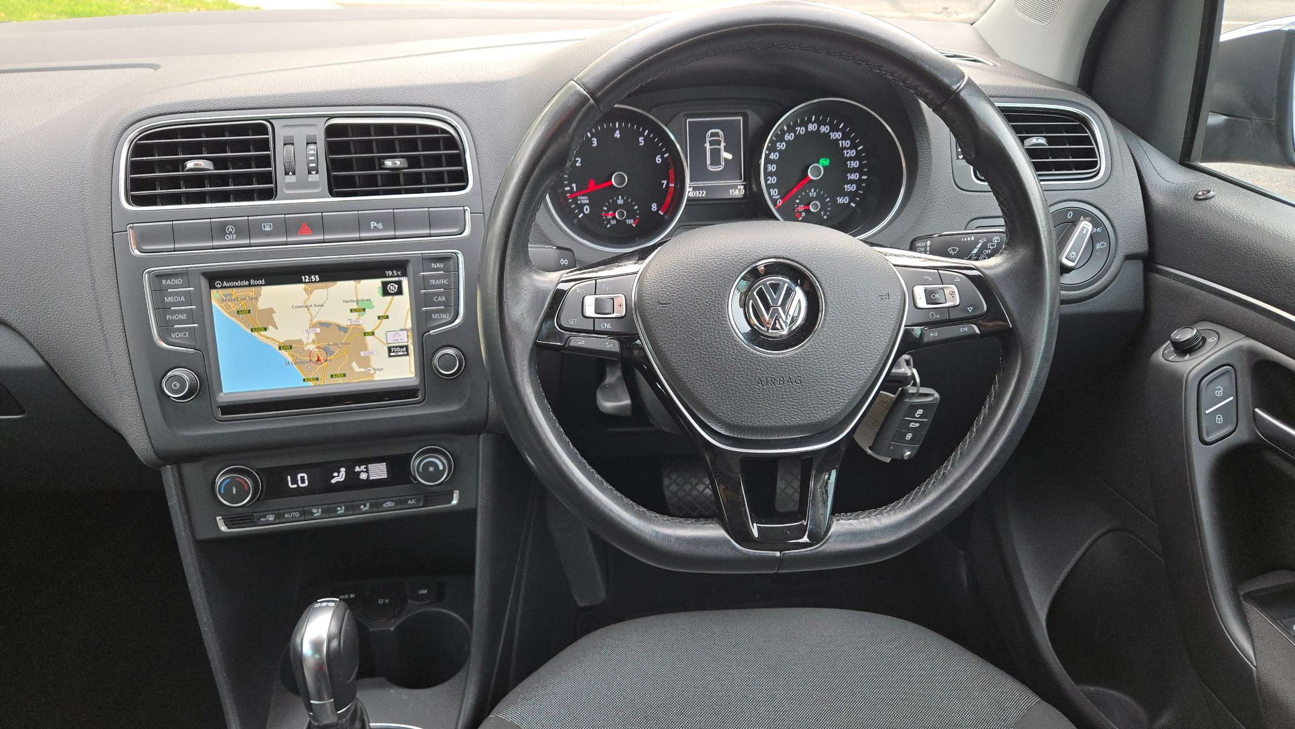 2015 VOLKSWAGEN POLO 2015 VOLKSWAGEN POLO