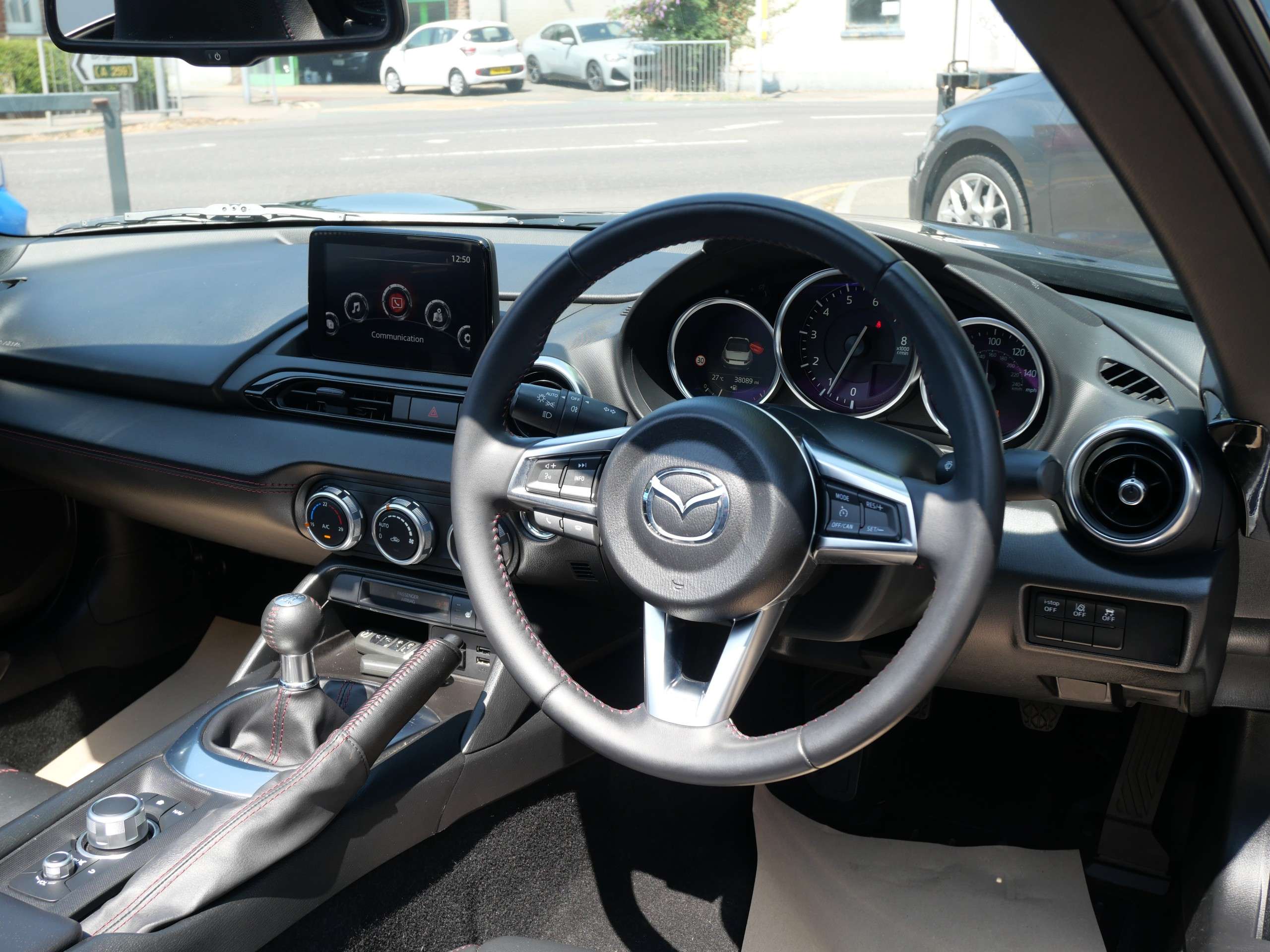 2019 MAZDA MX-5 2019 MAZDA MX-5