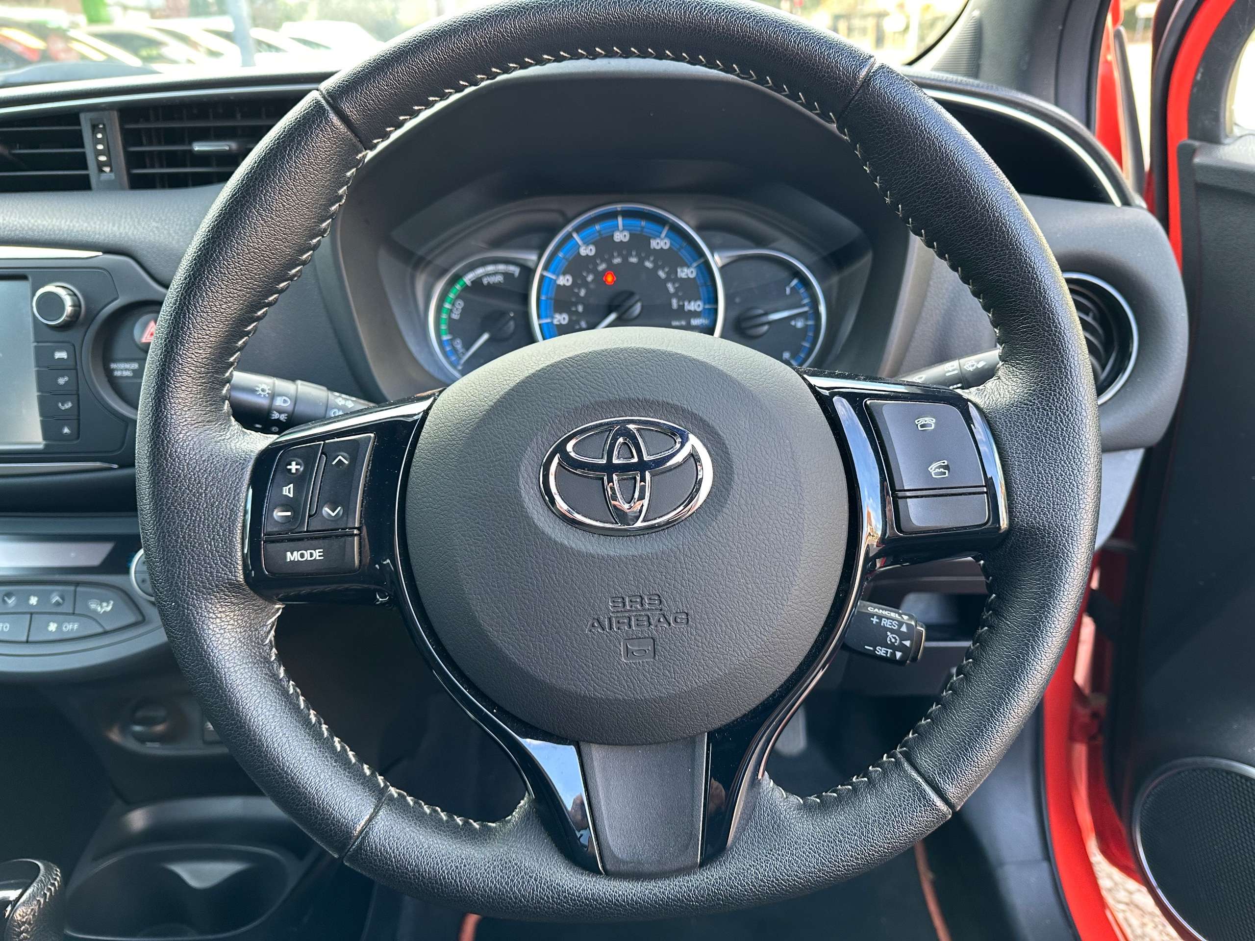 2016 TOYOTA YARIS 2016 TOYOTA YARIS