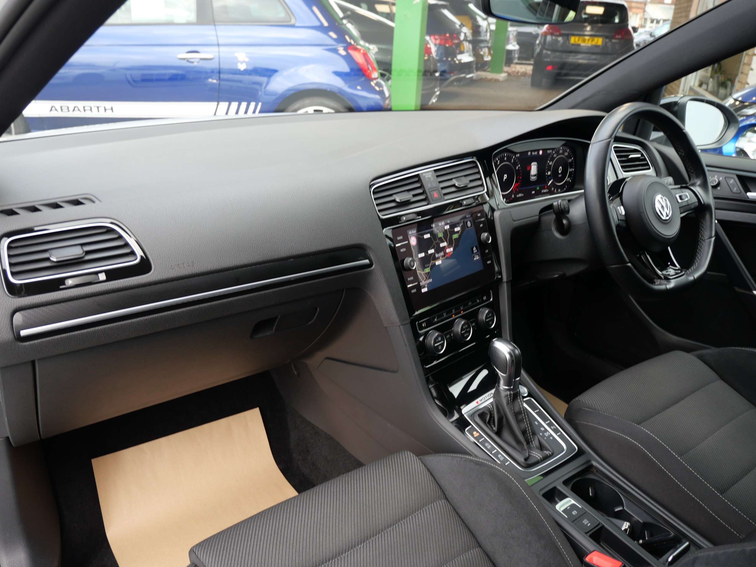 2019 VOLKSWAGEN GOLF 2019 VOLKSWAGEN GOLF