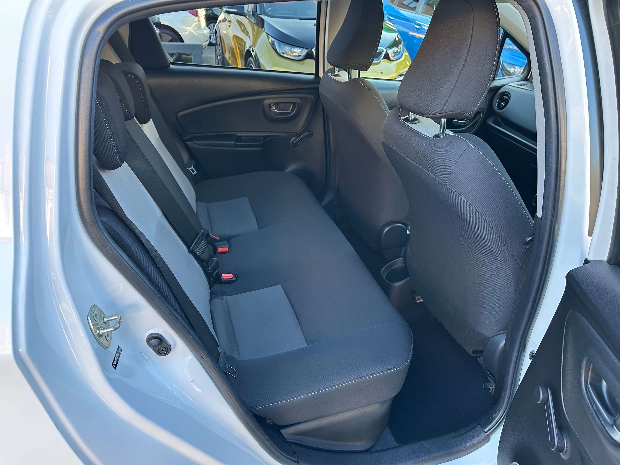 2018 TOYOTA YARIS 2018 TOYOTA YARIS