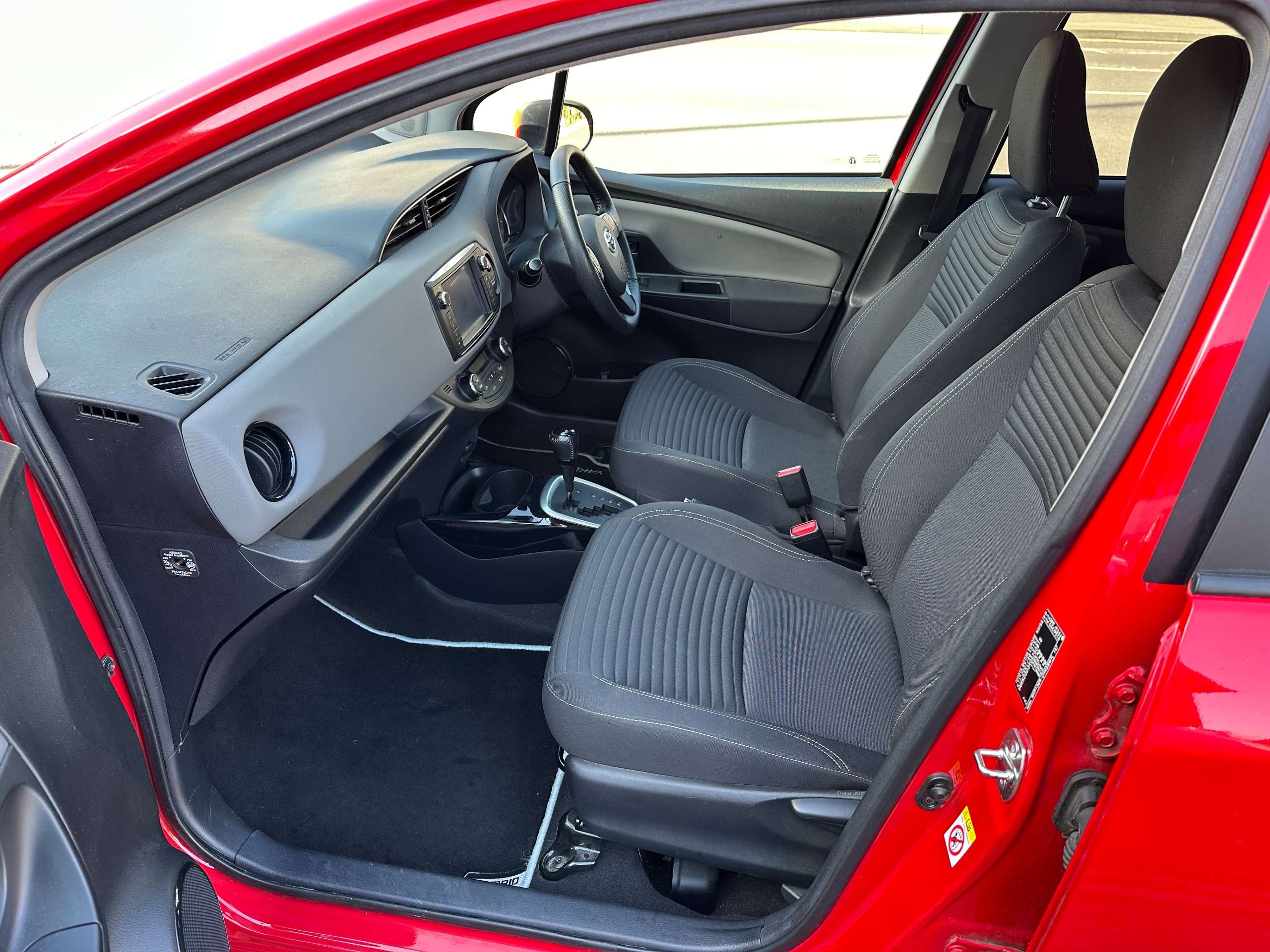 2016 TOYOTA YARIS 2016 TOYOTA YARIS