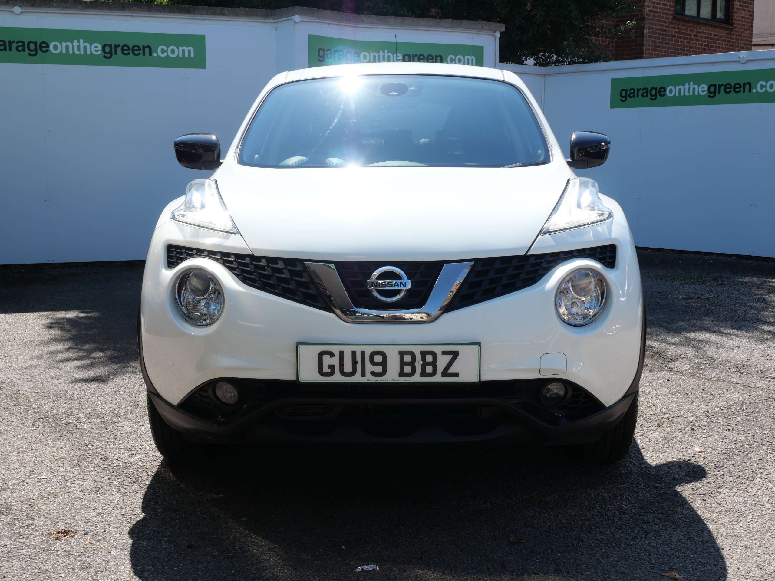 A 2019 NISSAN JUKE 1.6 Bose Personal Edition XTRON Euro 6 5dr 36000 Miles A 2019 NISSAN JUKE 1.6 Bose Personal Edition XTRON Euro 6 5dr 36000 Miles