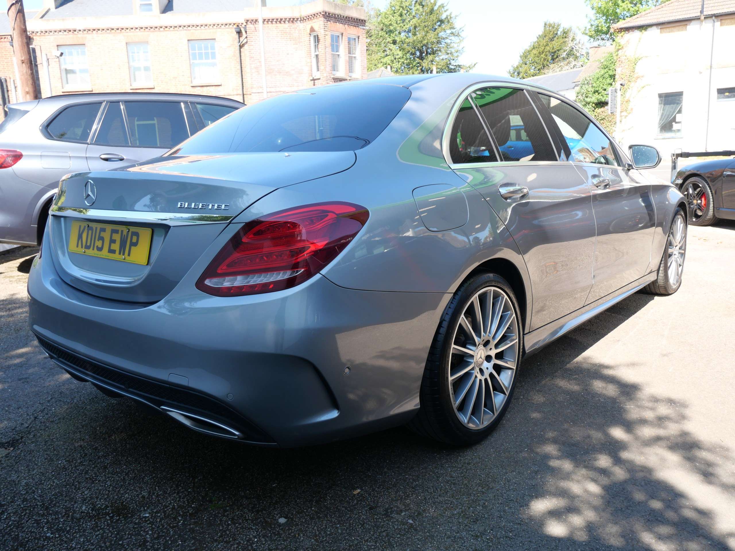A 2015 MERCEDES-BENZ C CLASS 2.1 C220d AMG Line (Premium) 7G-Tronic+ Euro 6 (s/s) 4dr Only 18000 Miles 35 Pound Road Tax A 2015 MERCEDES-BENZ C CLASS 2.1 C220d AMG Line (Premium) 7G-Tronic+ Euro 6 (s/s) 4dr Only 18000 Miles 35 Pound Road Tax