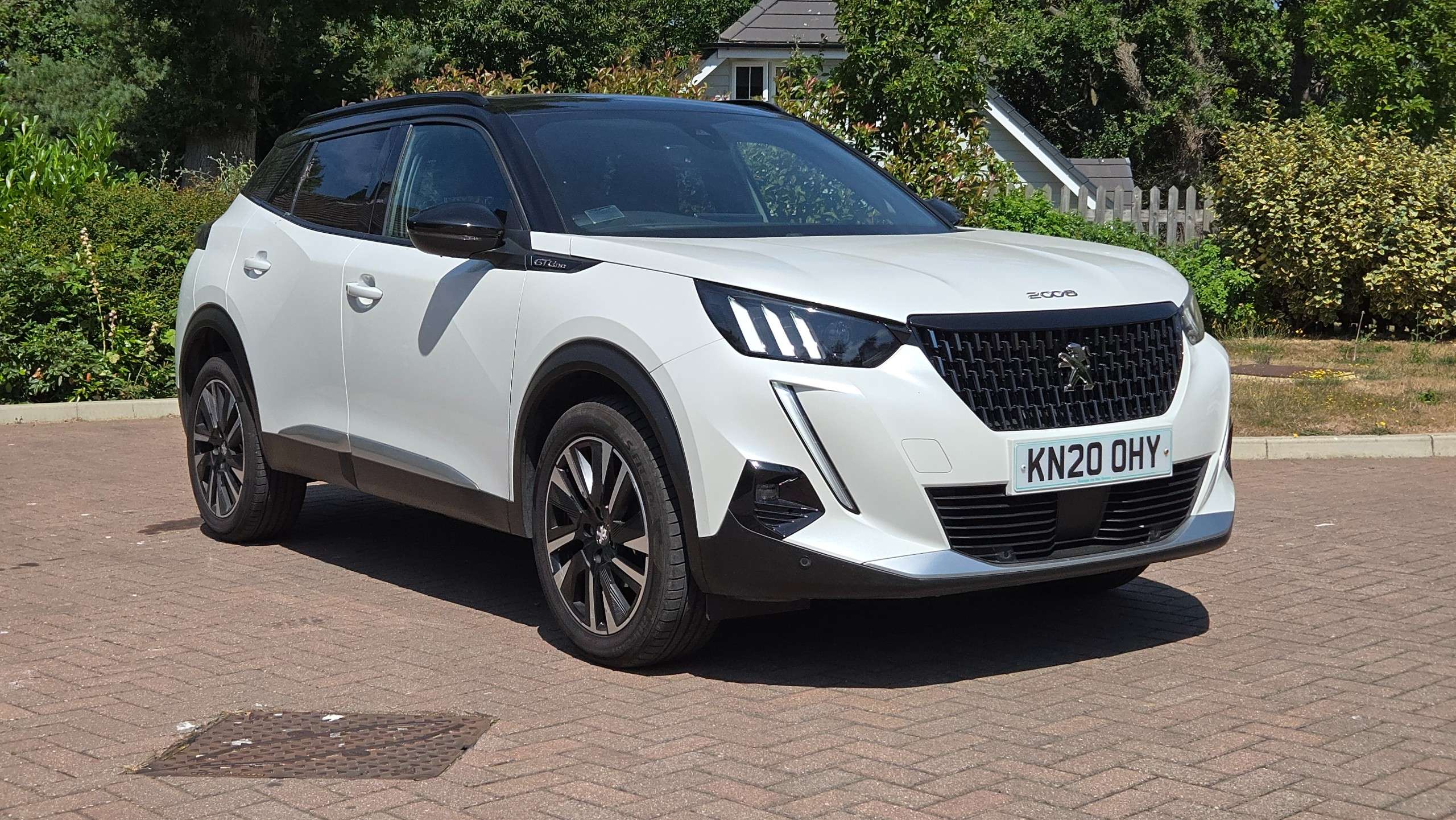 A 2020 PEUGEOT 2008 1.2 PureTech GT Line Euro 6 (s/s) 5dr A 2020 PEUGEOT 2008 1.2 PureTech GT Line Euro 6 (s/s) 5dr