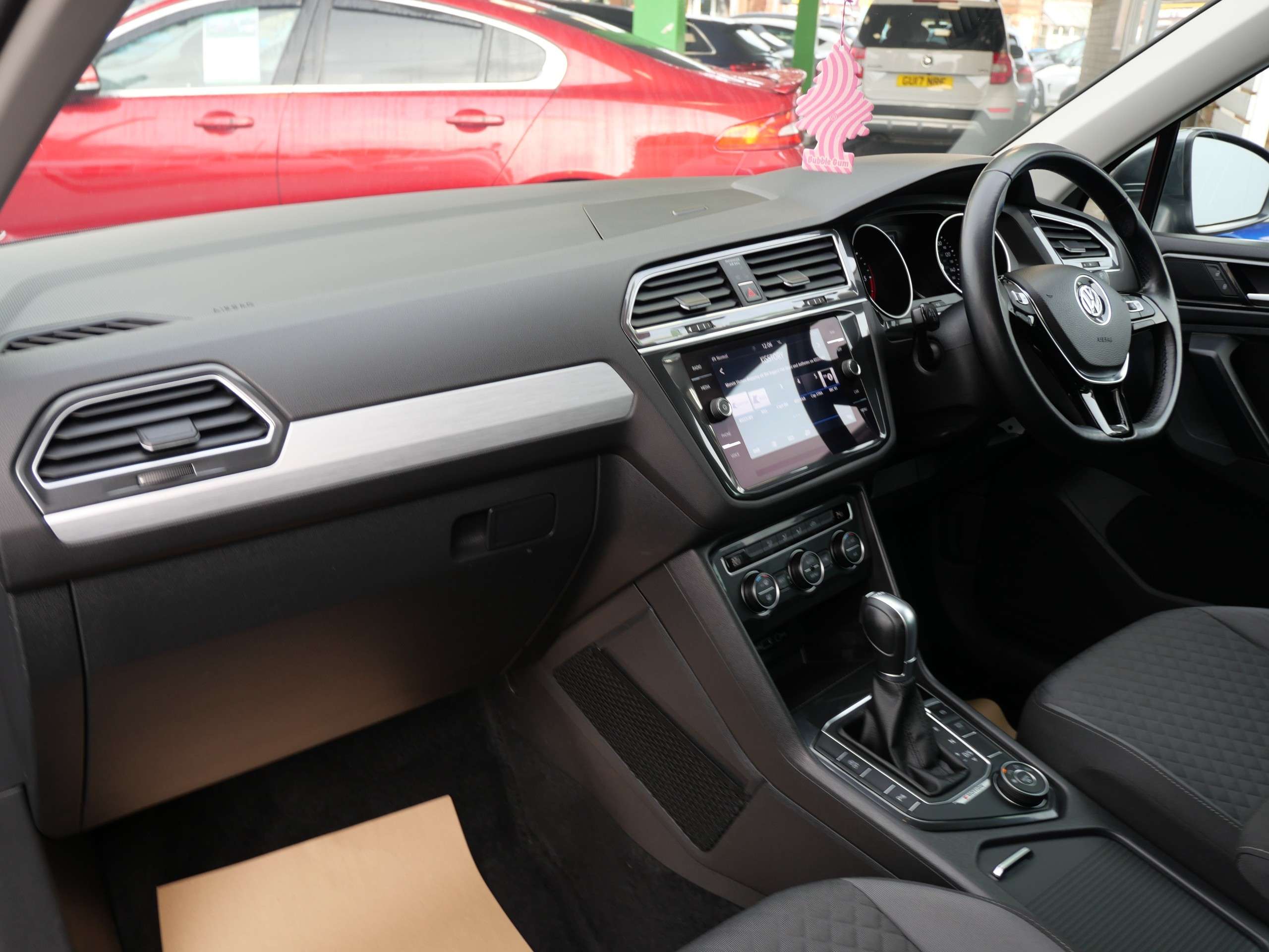 2017 VOLKSWAGEN TIGUAN 2017 VOLKSWAGEN TIGUAN
