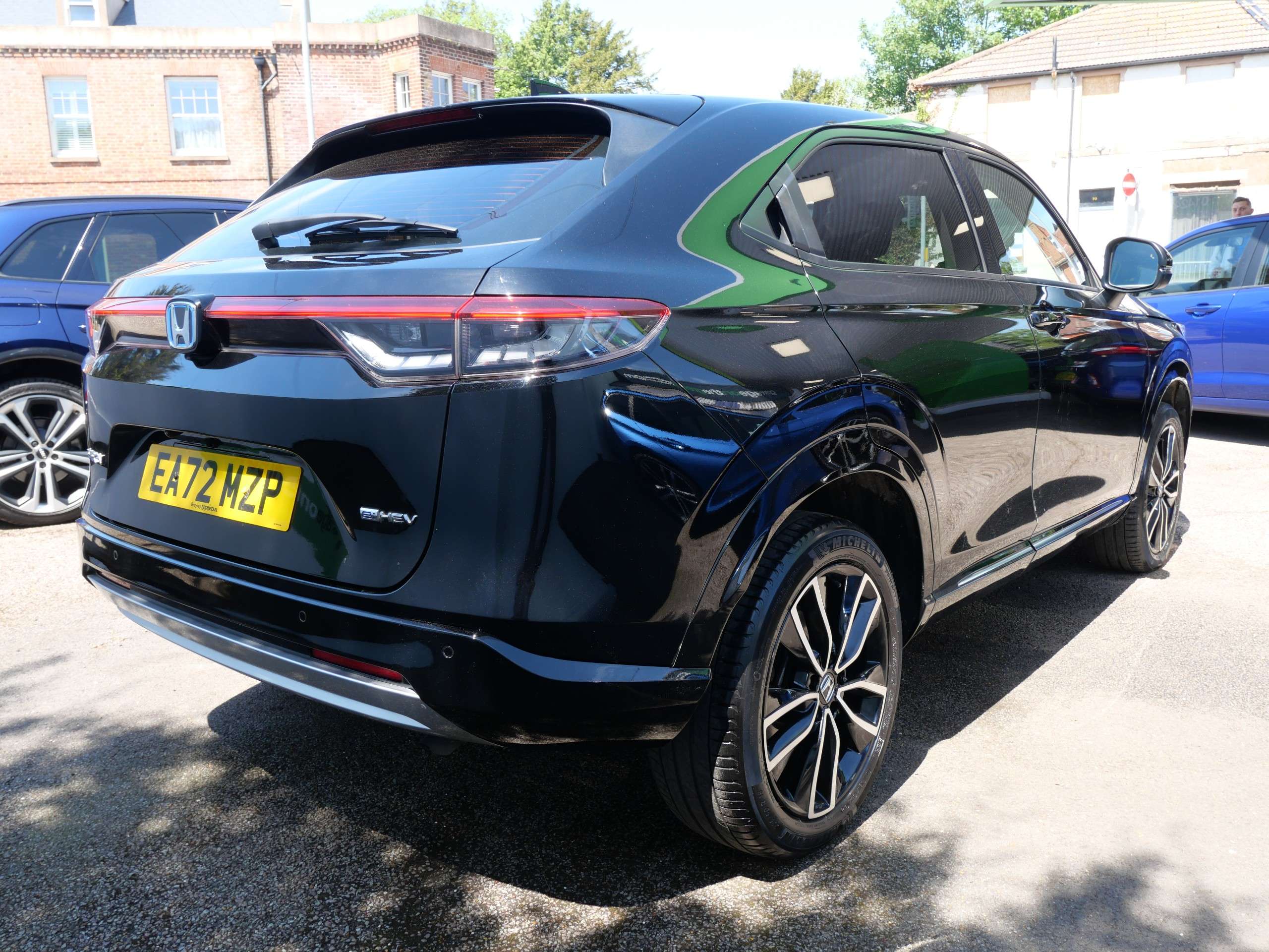 A 2023 HONDA HR-V 1.5 h i-MMD Advance Petrol Hybrid CVT Euro 6 (s/s) 5dr A 2023 HONDA HR-V 1.5 h i-MMD Advance Petrol Hybrid CVT Euro 6 (s/s) 5dr