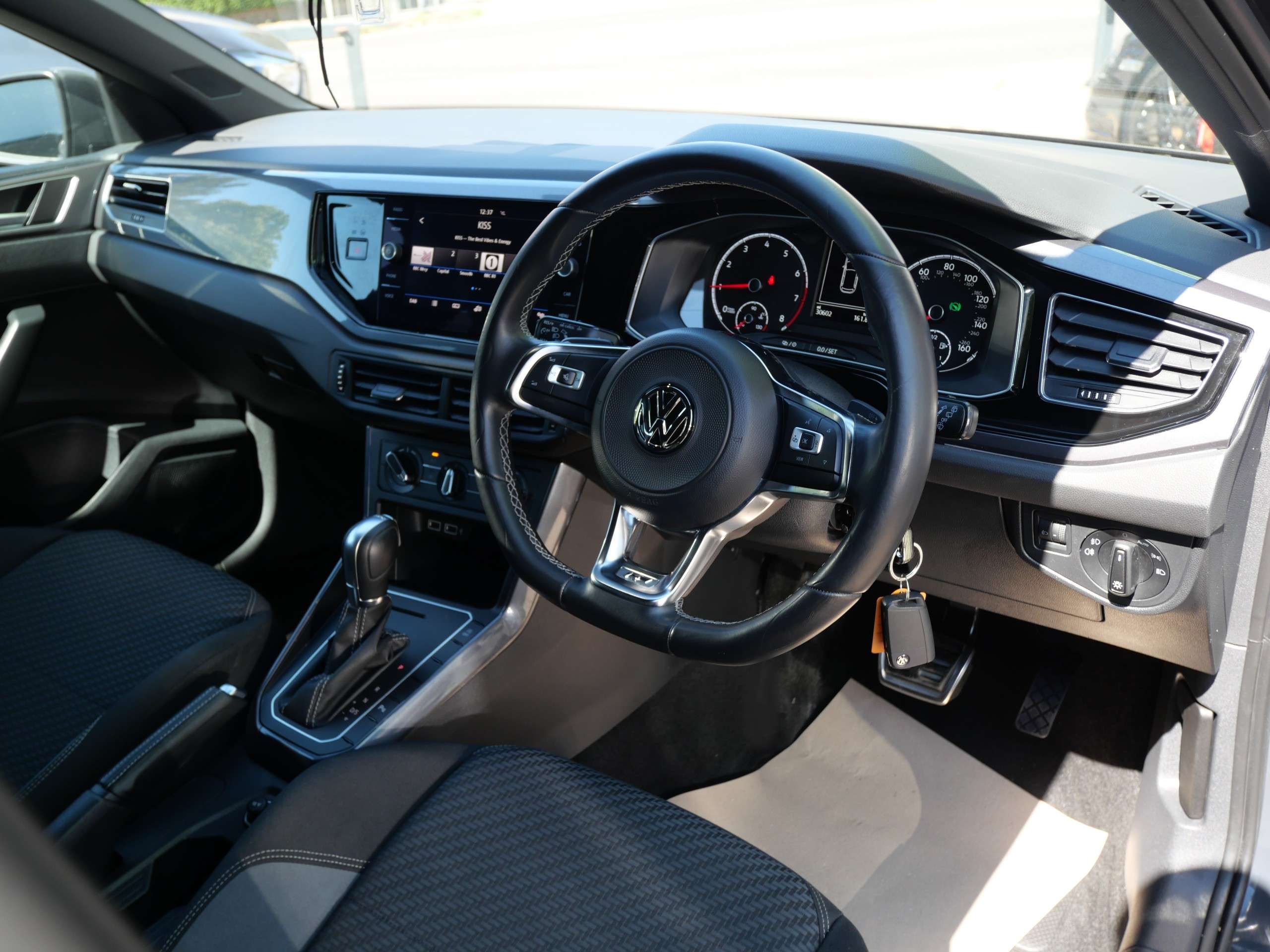 2019 VOLKSWAGEN POLO 2019 VOLKSWAGEN POLO