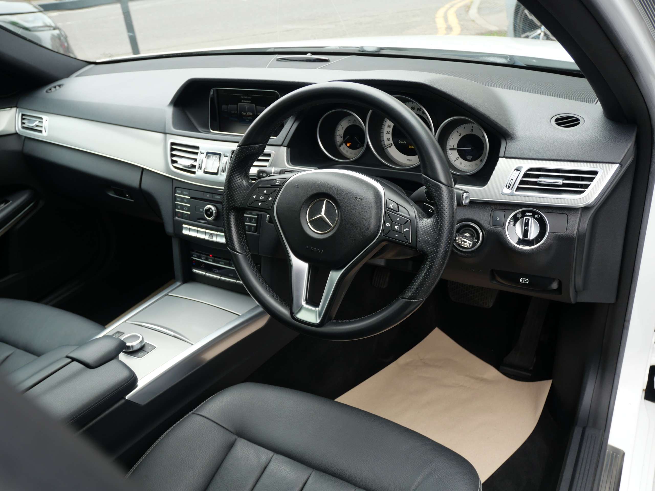 2016 MERCEDES-BENZ E CLASS 2016 MERCEDES-BENZ E CLASS
