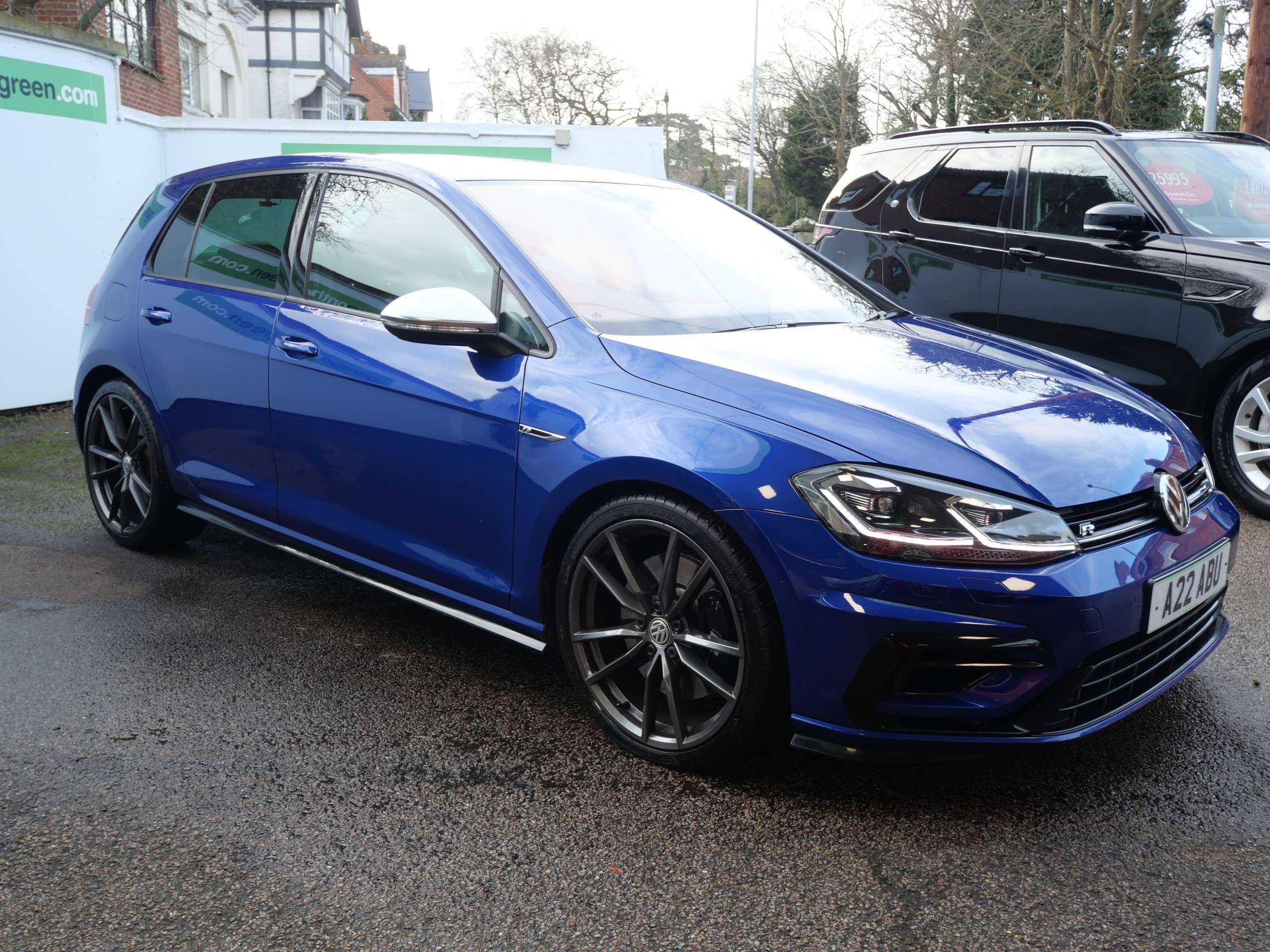 A 2017 VOLKSWAGEN GOLF 2.0 TSI R DSG 4Motion Euro 6 (s/s) (310 ps) 5dr Only 36000 Miles High Spec A 2017 VOLKSWAGEN GOLF 2.0 TSI R DSG 4Motion Euro 6 (s/s) (310 ps) 5dr Only 36000 Miles High Spec