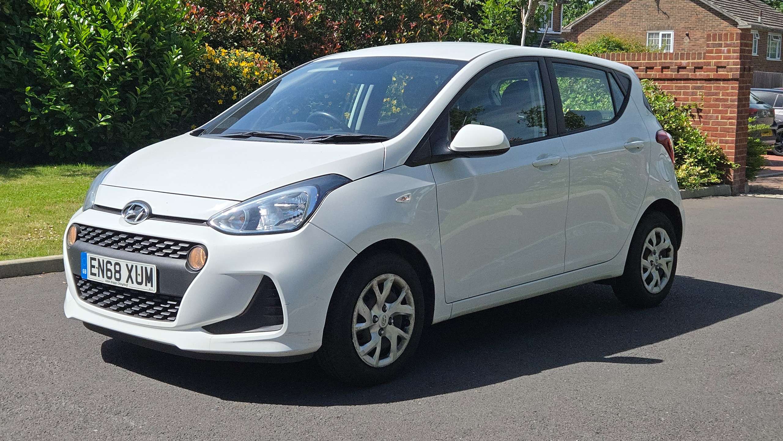 A 2019 HYUNDAI I10 1.2 SE Auto Euro 6 5dr Only 27000 Miles A 2019 HYUNDAI I10 1.2 SE Auto Euro 6 5dr Only 27000 Miles