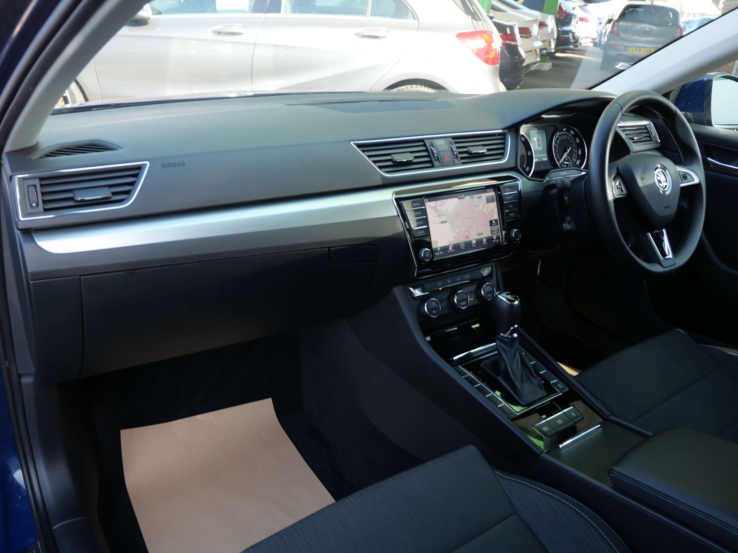 2016 SKODA SUPERB 2016 SKODA SUPERB