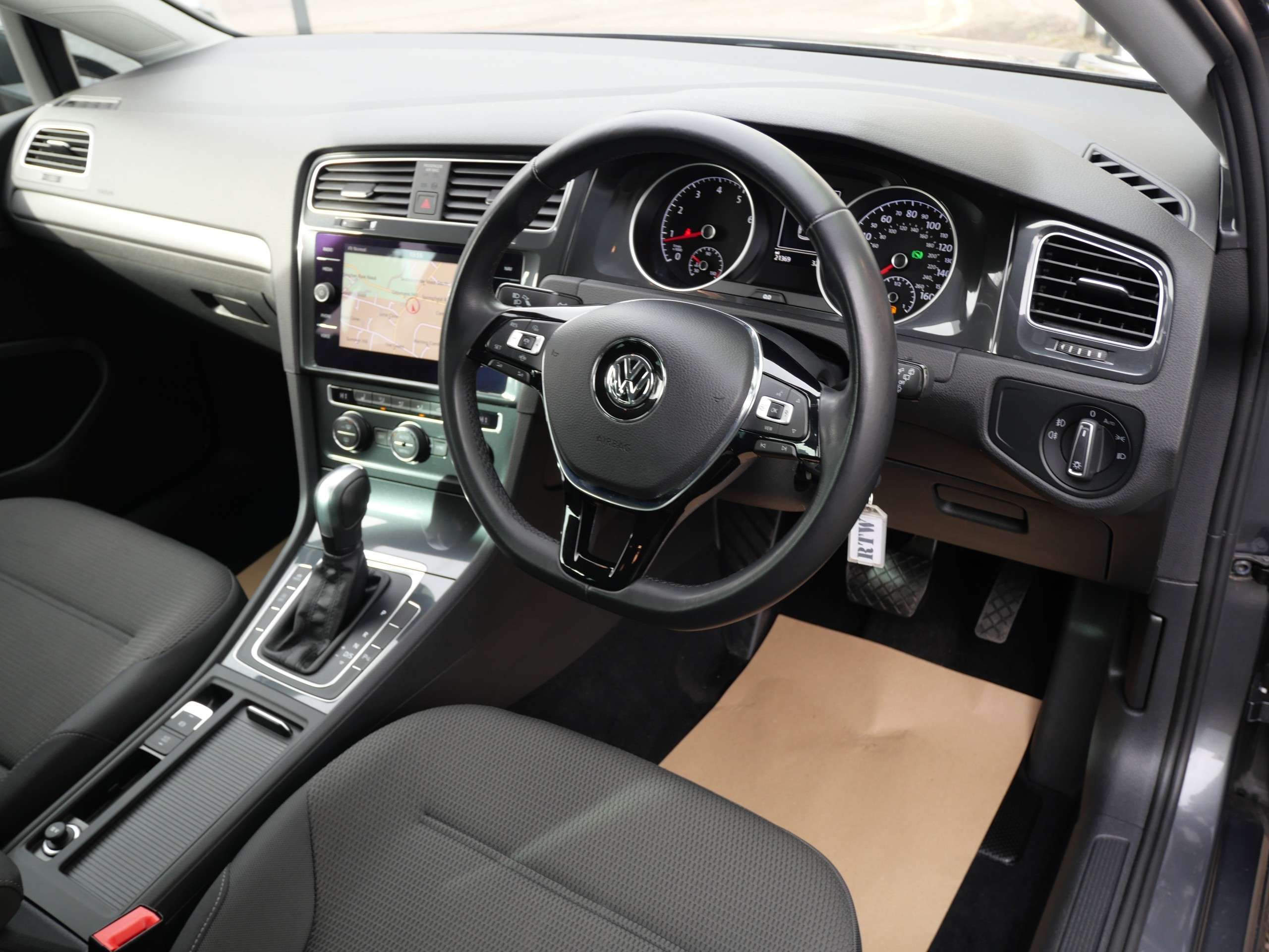 2019 VOLKSWAGEN GOLF 2019 VOLKSWAGEN GOLF