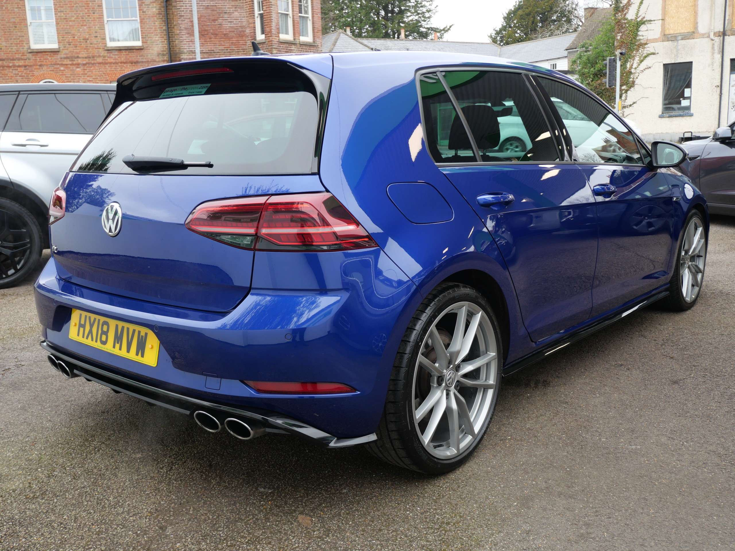 A 2018 VOLKSWAGEN GOLF 2.0 TSI R DSG 4Motion Euro 6 (s/s) (310 ps) 5dr A 2018 VOLKSWAGEN GOLF 2.0 TSI R DSG 4Motion Euro 6 (s/s) (310 ps) 5dr