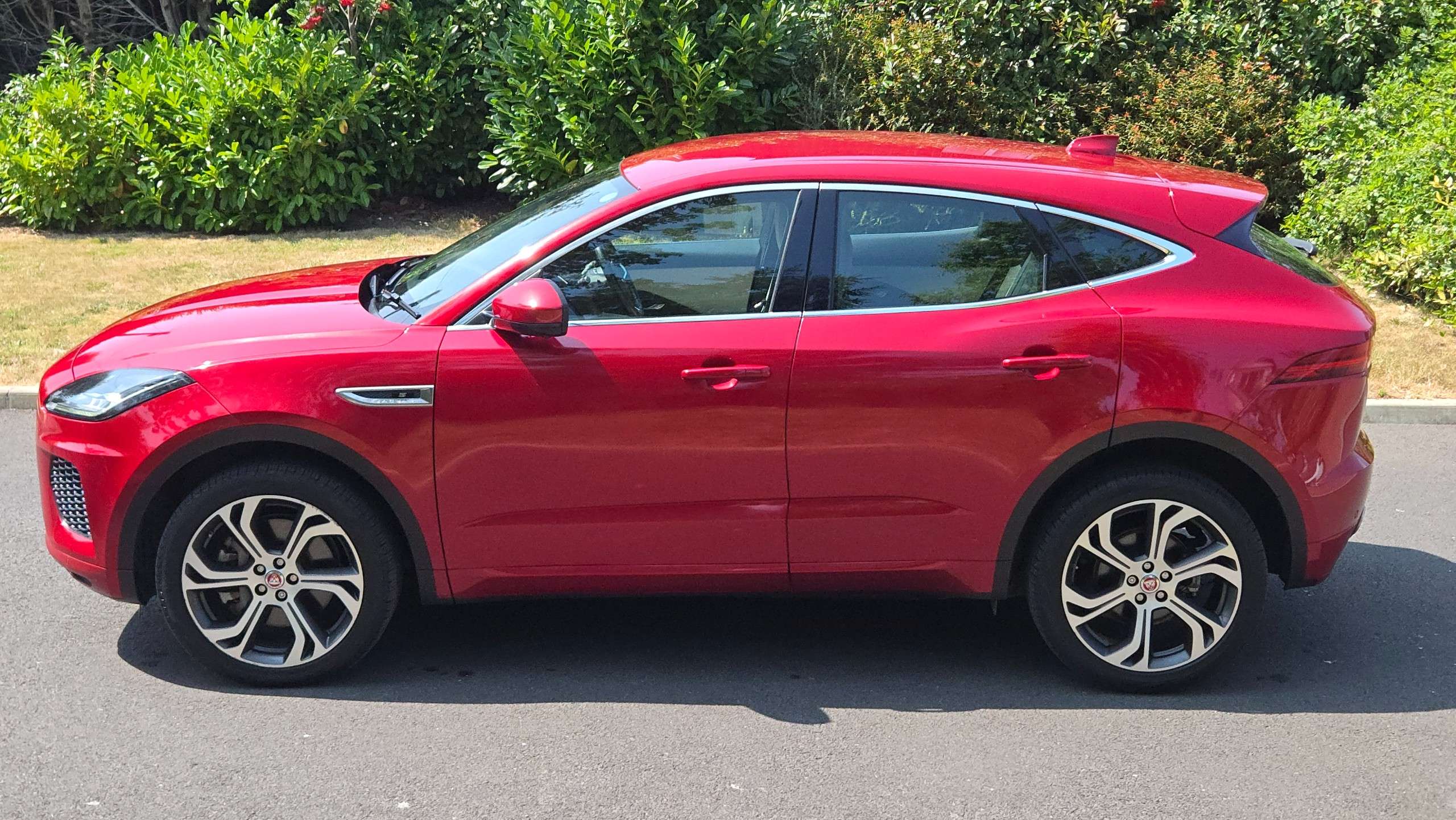 A 2018 JAGUAR E-PACE 2.0 P200 R-Dynamic S Auto AWD Euro 6 (s/s) 5dr 1 Owner Only 43000 Miles A 2018 JAGUAR E-PACE 2.0 P200 R-Dynamic S Auto AWD Euro 6 (s/s) 5dr 1 Owner Only 43000 Miles