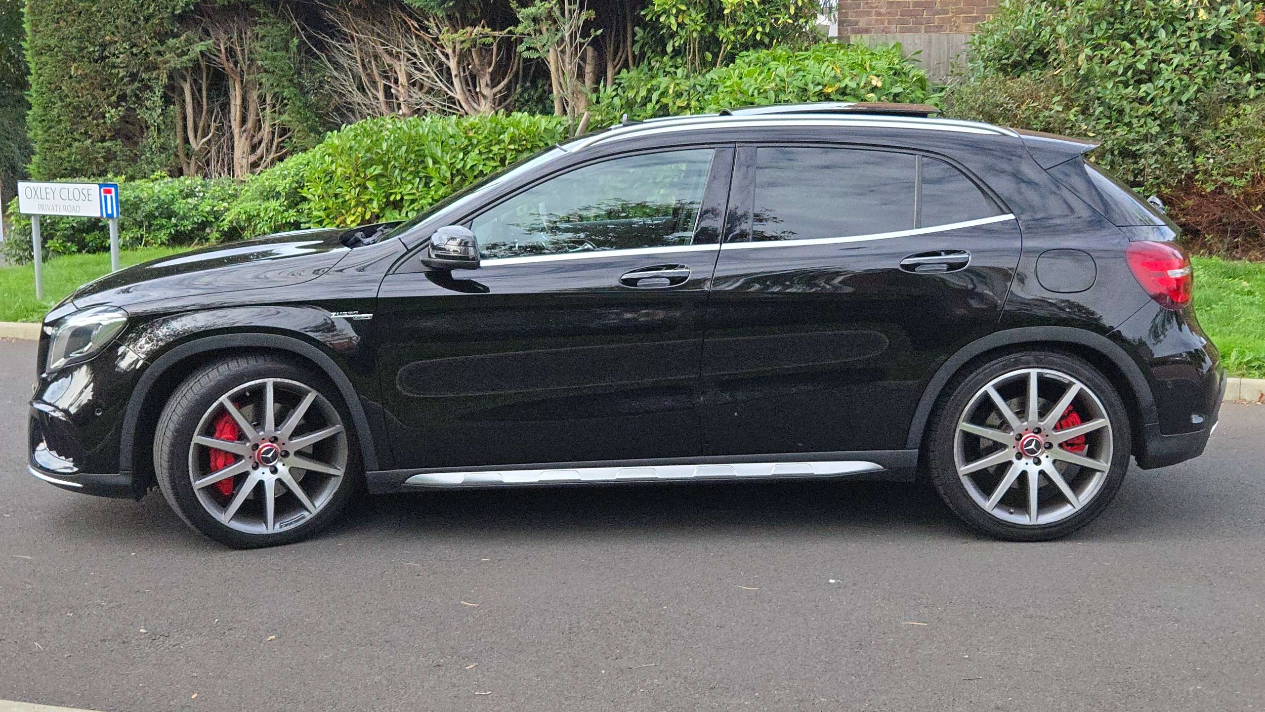 A 2018 MERCEDES-BENZ GLA 2.0 GLA45 AMG (Premium) AMG SpdS DCT 4MATIC Euro 6 (s/s) (381 ps) 5dr Only 23000 Miles A 2018 MERCEDES-BENZ GLA 2.0 GLA45 AMG (Premium) AMG SpdS DCT 4MATIC Euro 6 (s/s) (381 ps) 5dr Only 23000 Miles