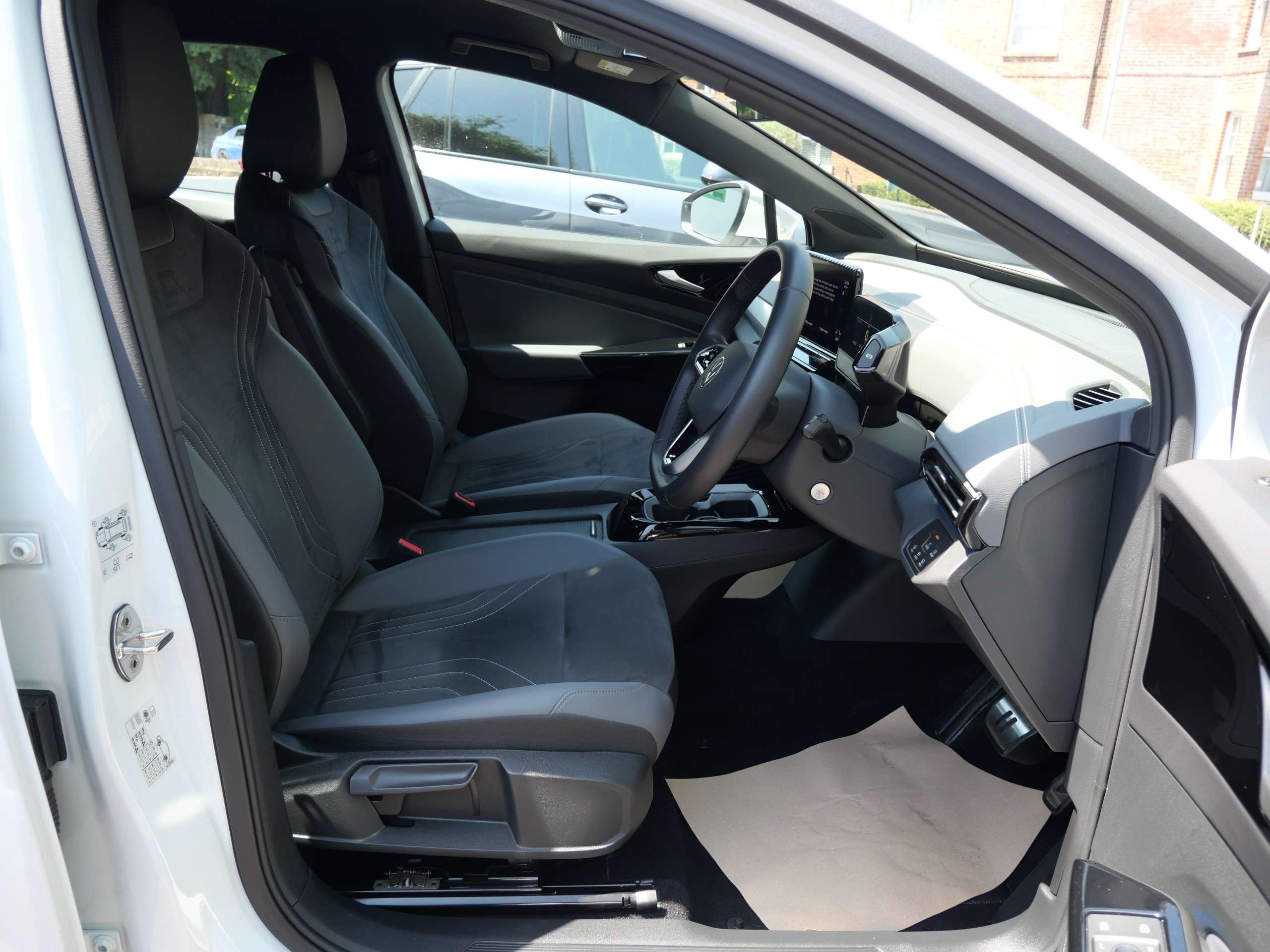 2023 VOLKSWAGEN ID.4 2023 VOLKSWAGEN ID.4