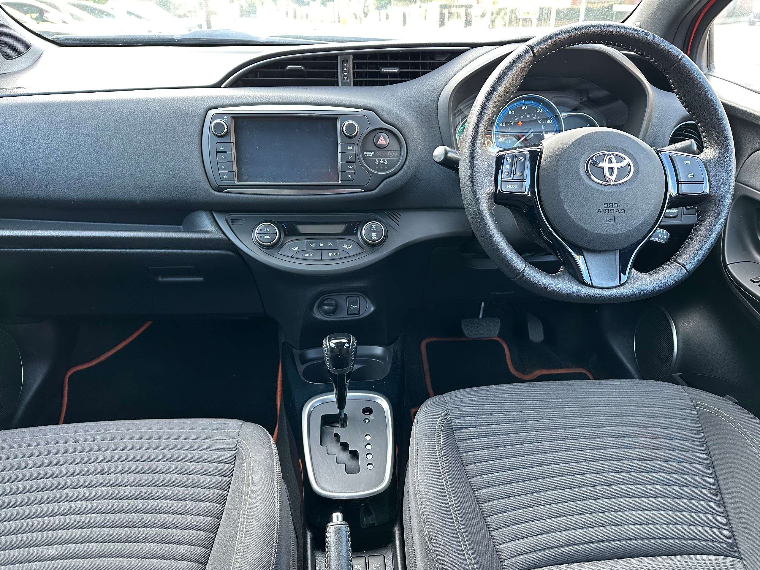2016 TOYOTA YARIS 2016 TOYOTA YARIS