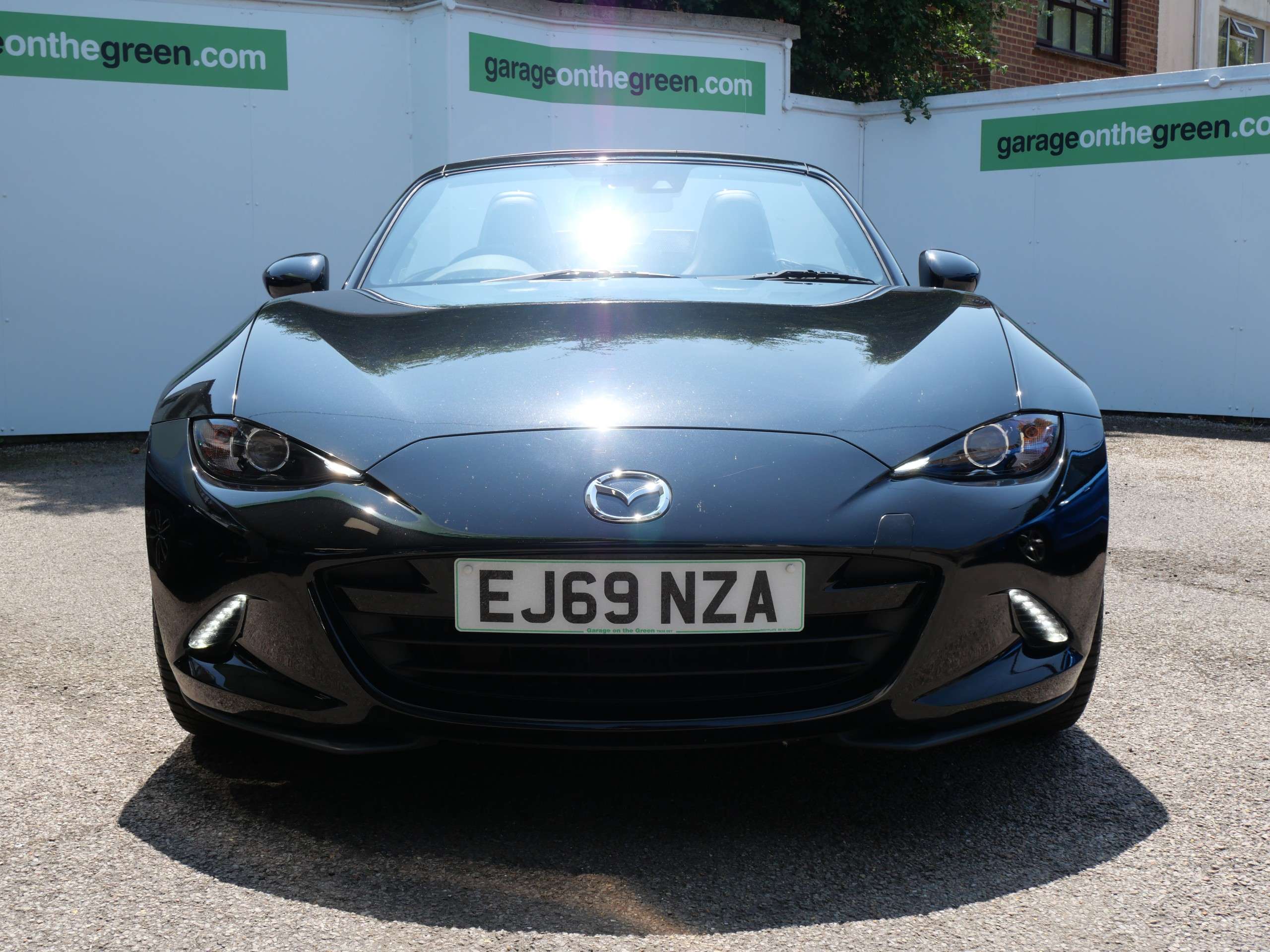 A 2019 MAZDA MX-5 2.0 SKYACTIV-G Sport Nav+ Euro 6 (s/s) 2dr 38000 Miles A 2019 MAZDA MX-5 2.0 SKYACTIV-G Sport Nav+ Euro 6 (s/s) 2dr 38000 Miles