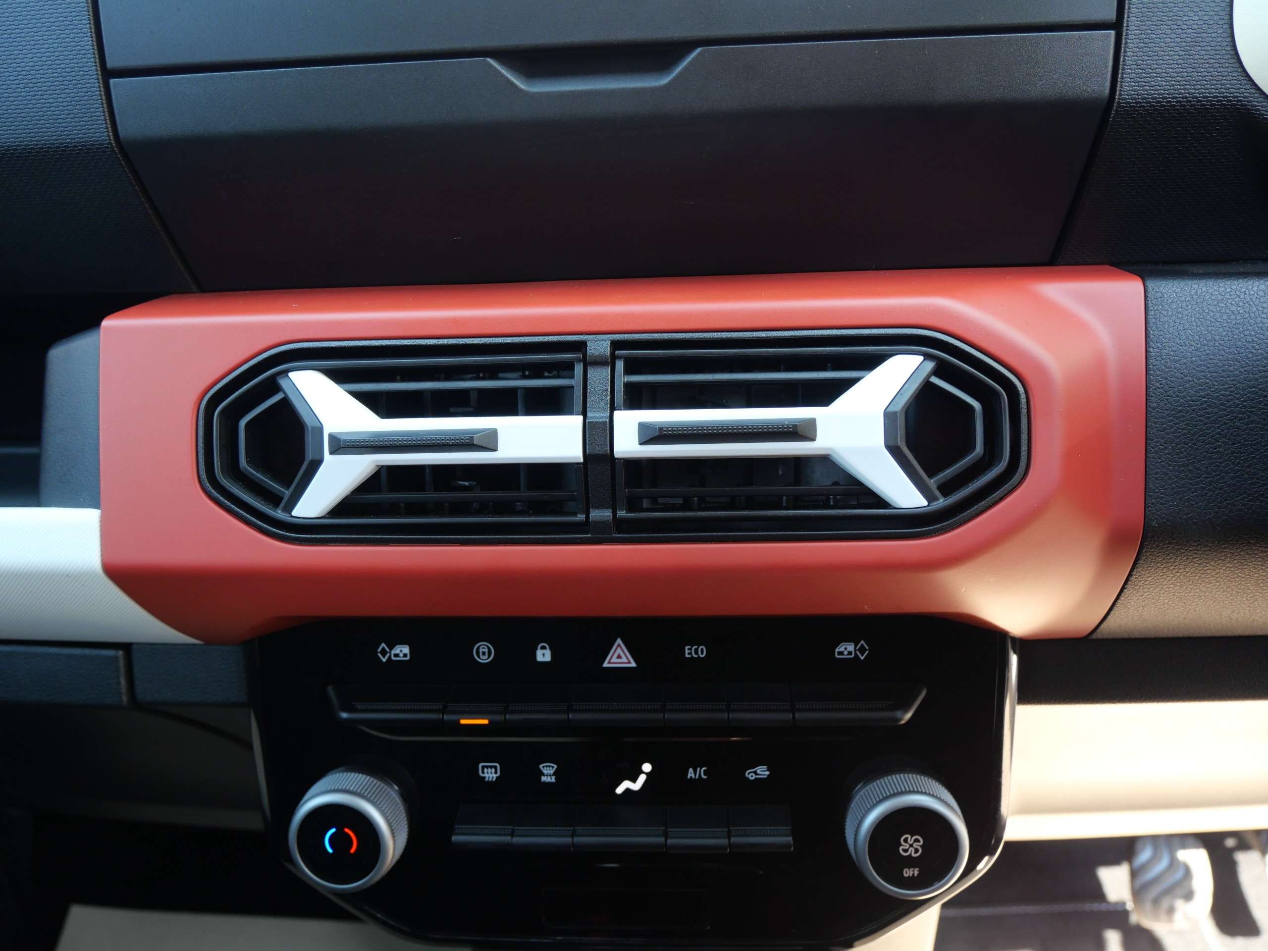 2024 DACIA SPRING 2024 DACIA SPRING