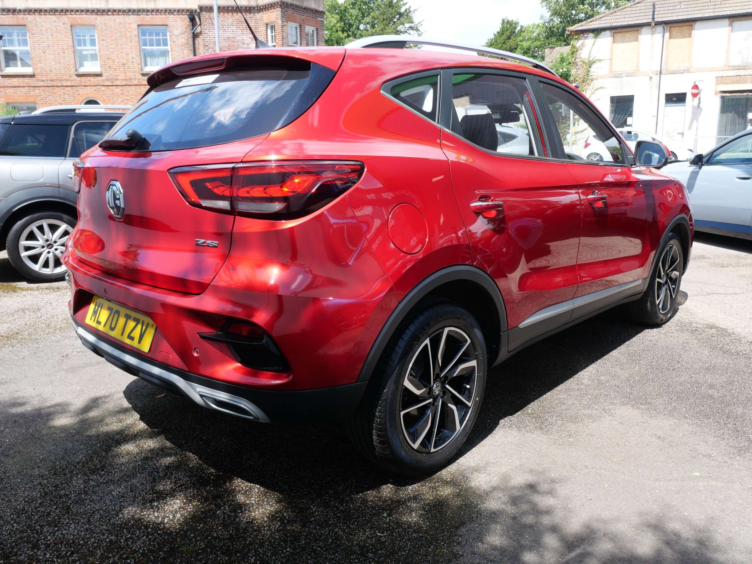 A 2020 MG ZS 1.5 VTi-TECH Exclusive Euro 6 (s/s) 5dr A 2020 MG ZS 1.5 VTi-TECH Exclusive Euro 6 (s/s) 5dr