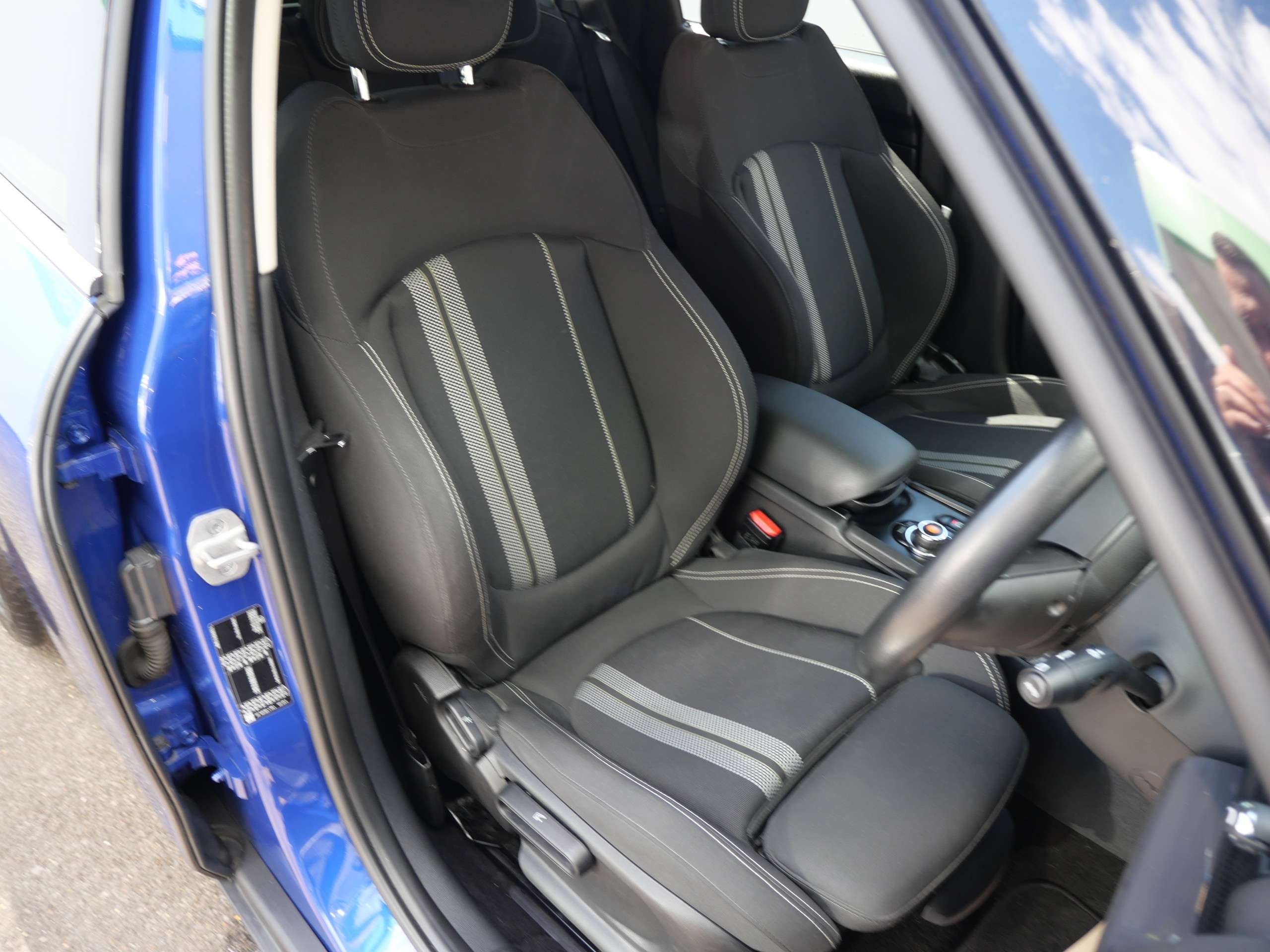 2021 MINI CLUBMAN 2021 MINI CLUBMAN