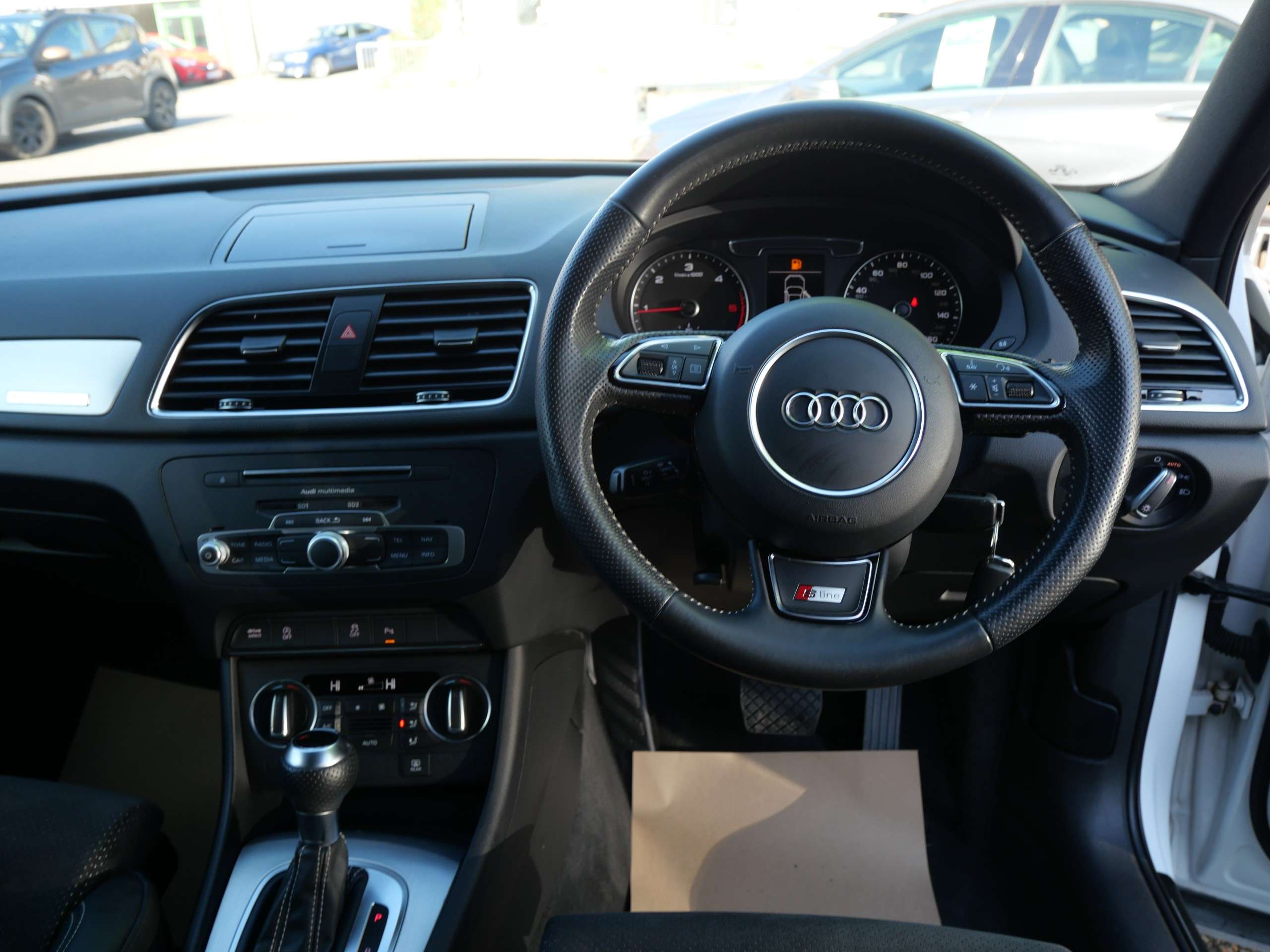 2016 AUDI Q3 2016 AUDI Q3