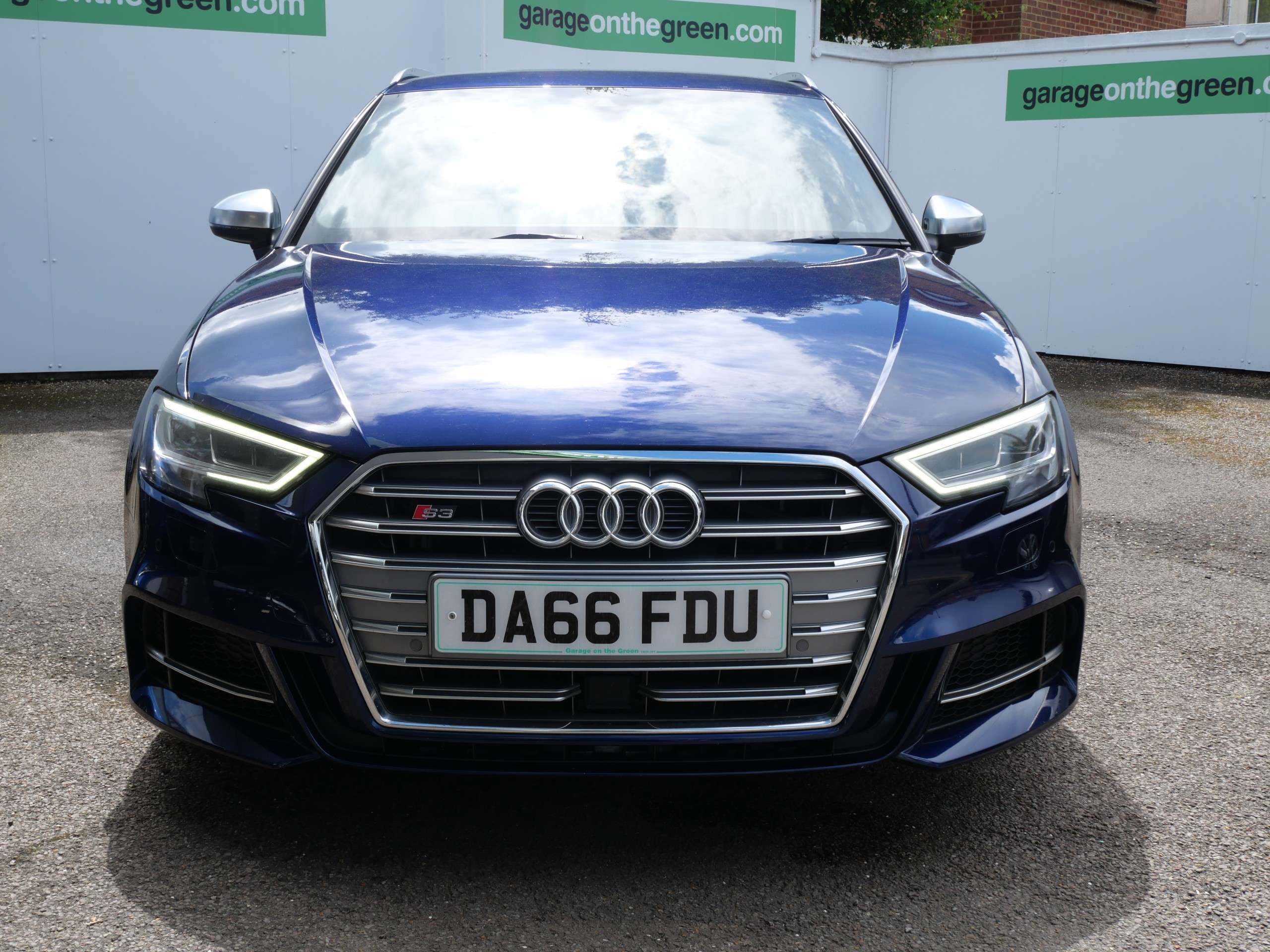 A 2016 AUDI S3 2.0 TFSI Sportback S Tronic quattro Euro 6 (s/s) (310 ps) 5dr A 2016 AUDI S3 2.0 TFSI Sportback S Tronic quattro Euro 6 (s/s) (310 ps) 5dr