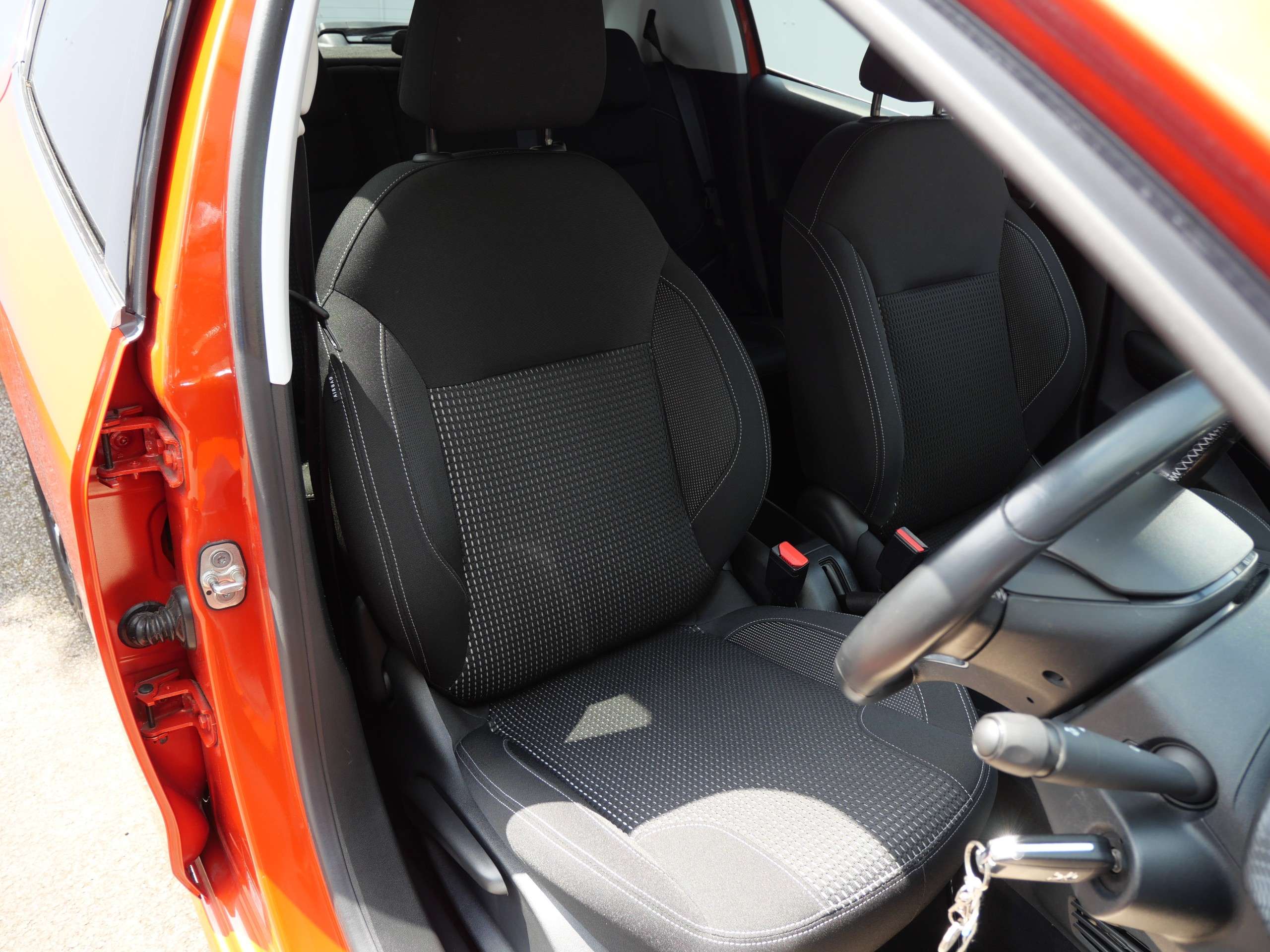 2018 PEUGEOT 208 2018 PEUGEOT 208