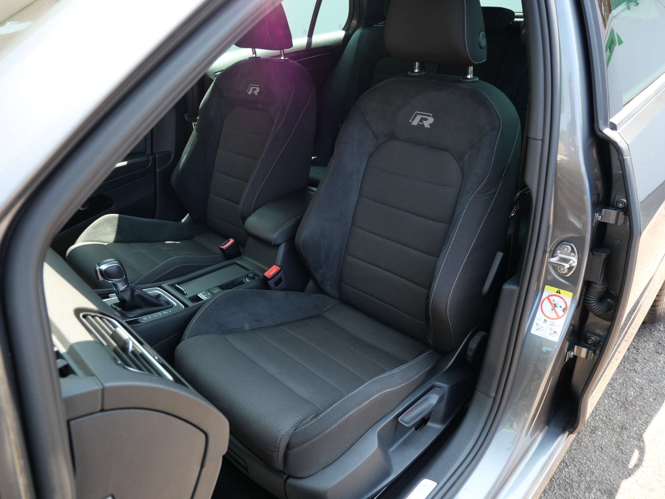 2017 VOLKSWAGEN GOLF 2017 VOLKSWAGEN GOLF