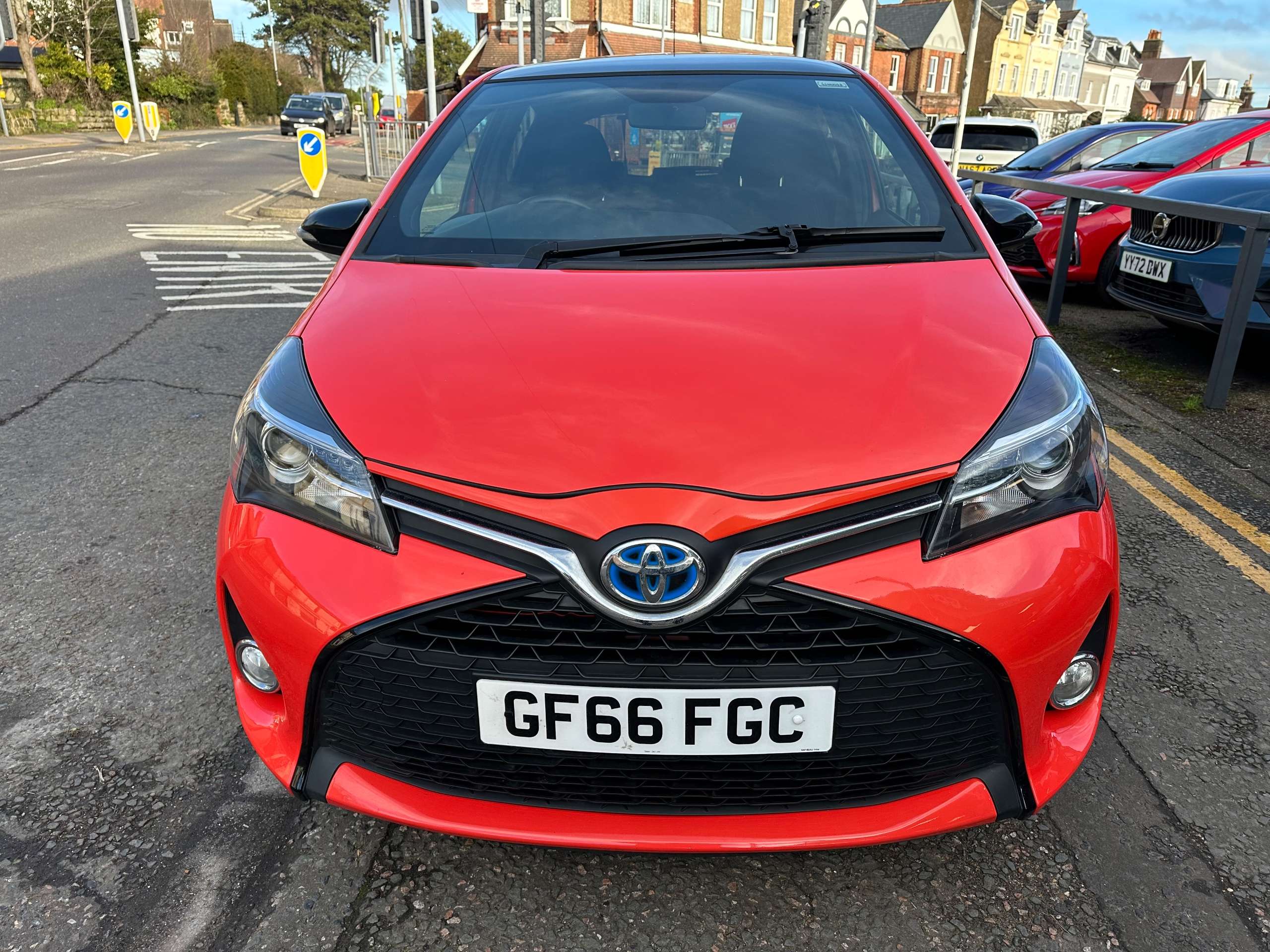 2016 TOYOTA YARIS 2016 TOYOTA YARIS