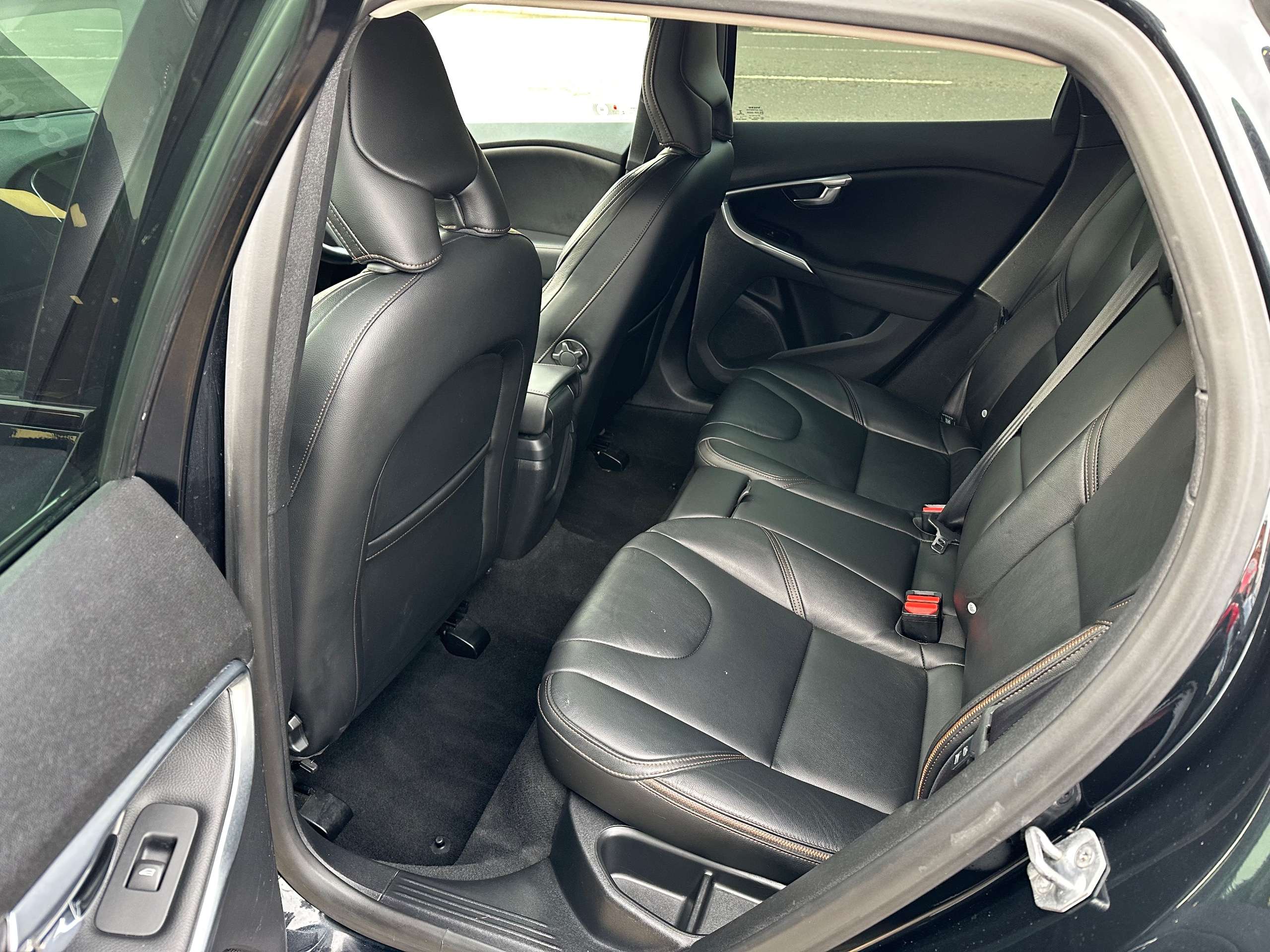 2014 VOLVO V40 CROSS COUNTRY 2014 VOLVO V40 CROSS COUNTRY