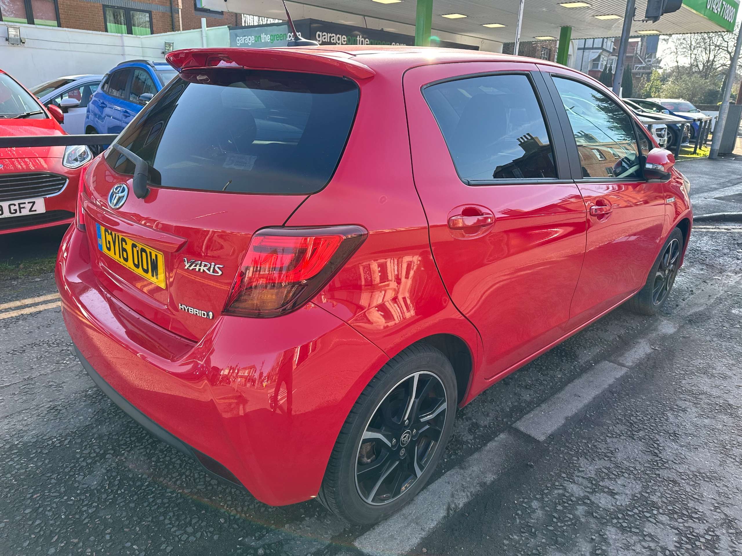 A 2016 TOYOTA YARIS 1.5 VVT-h Design Petrol Hybrid E-CVT Euro 6 5dr 1 Owner Only 14000 Miles 20 Pound Road Tax A 2016 TOYOTA YARIS 1.5 VVT-h Design Petrol Hybrid E-CVT Euro 6 5dr 1 Owner Only 14000 Miles 20 Pound Road Tax