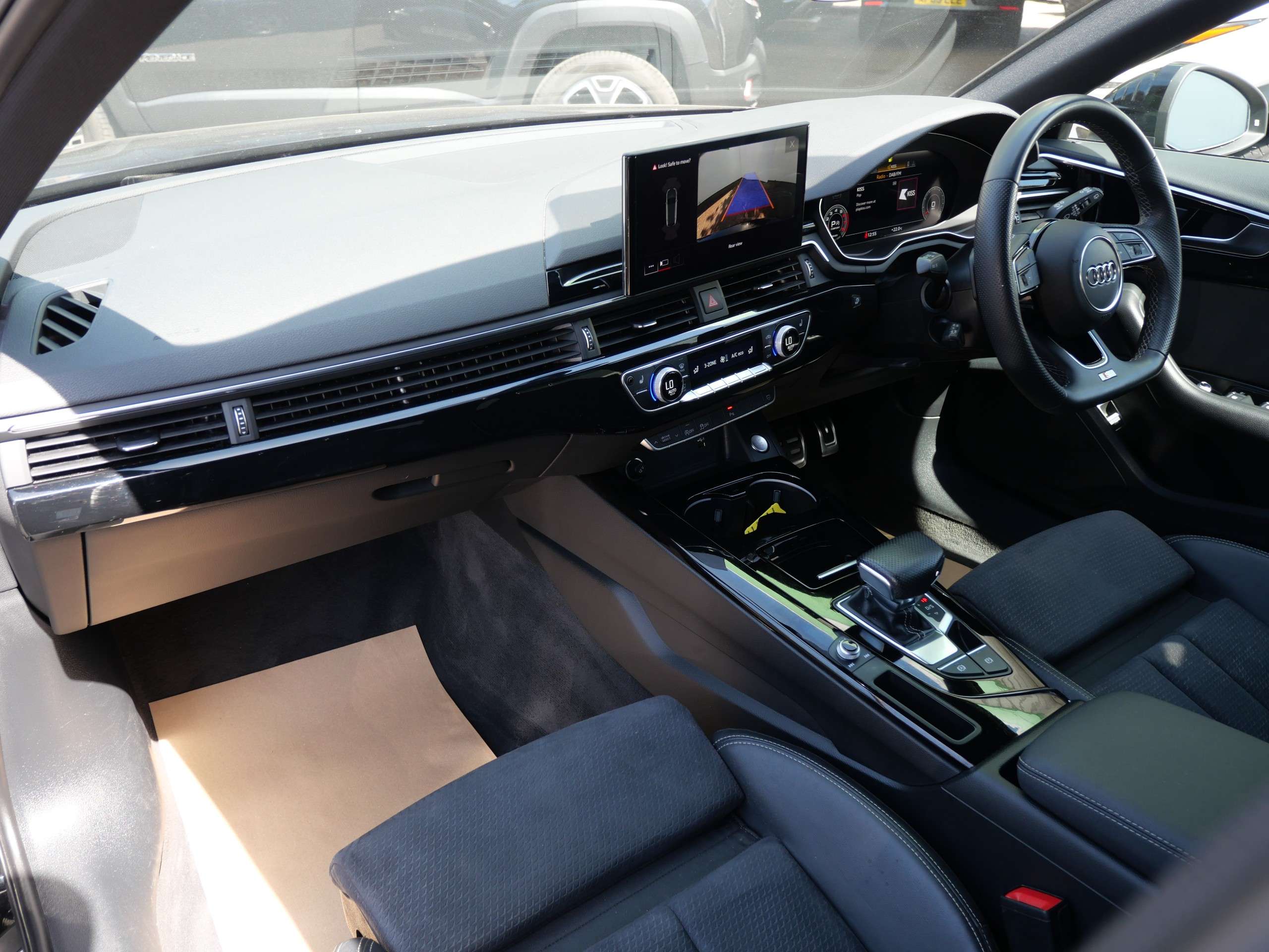 2023 AUDI A4 AVANT 2023 AUDI A4 AVANT