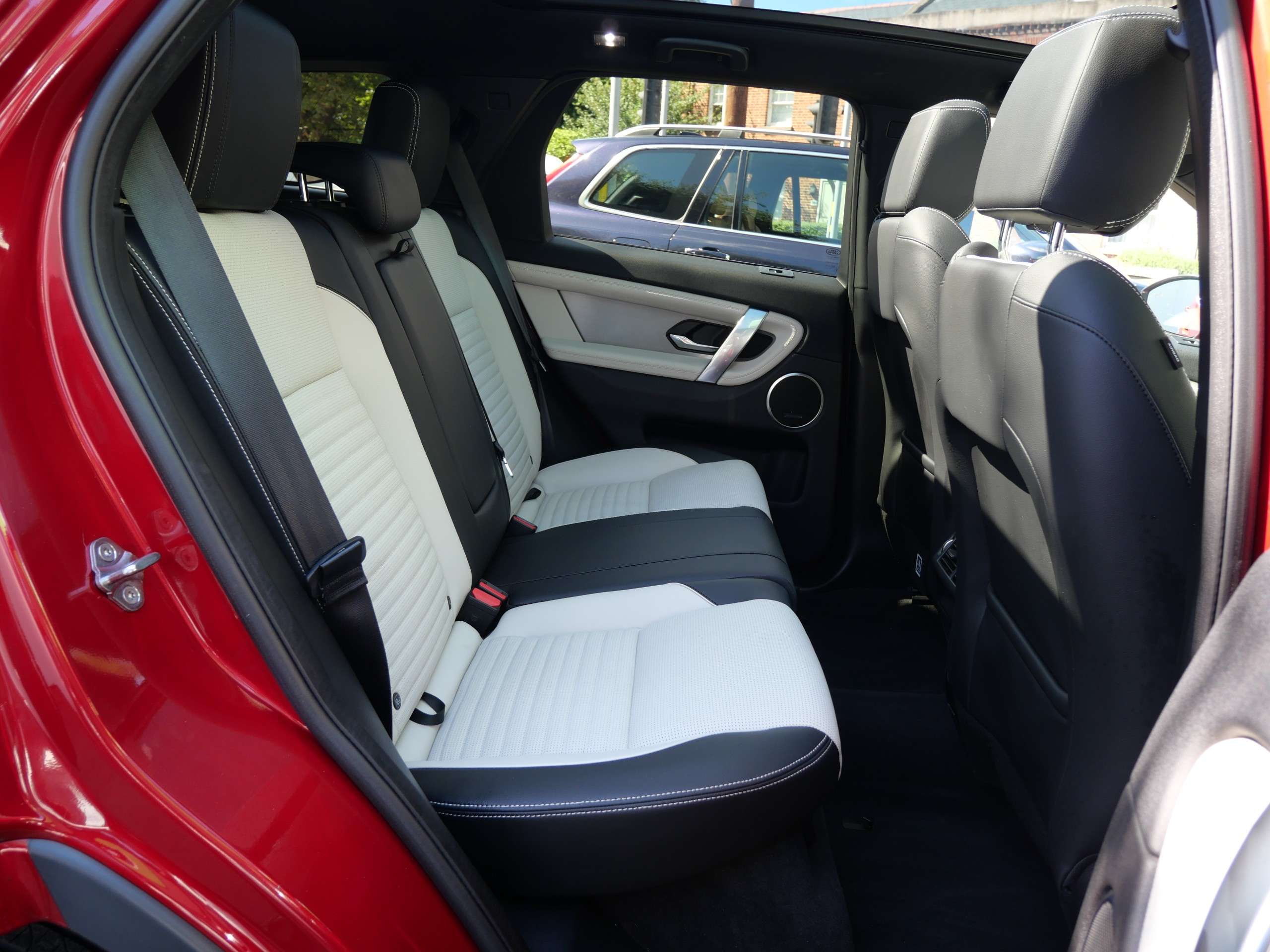 2022 LAND ROVER DISCOVERY SPORT 2022 LAND ROVER DISCOVERY SPORT