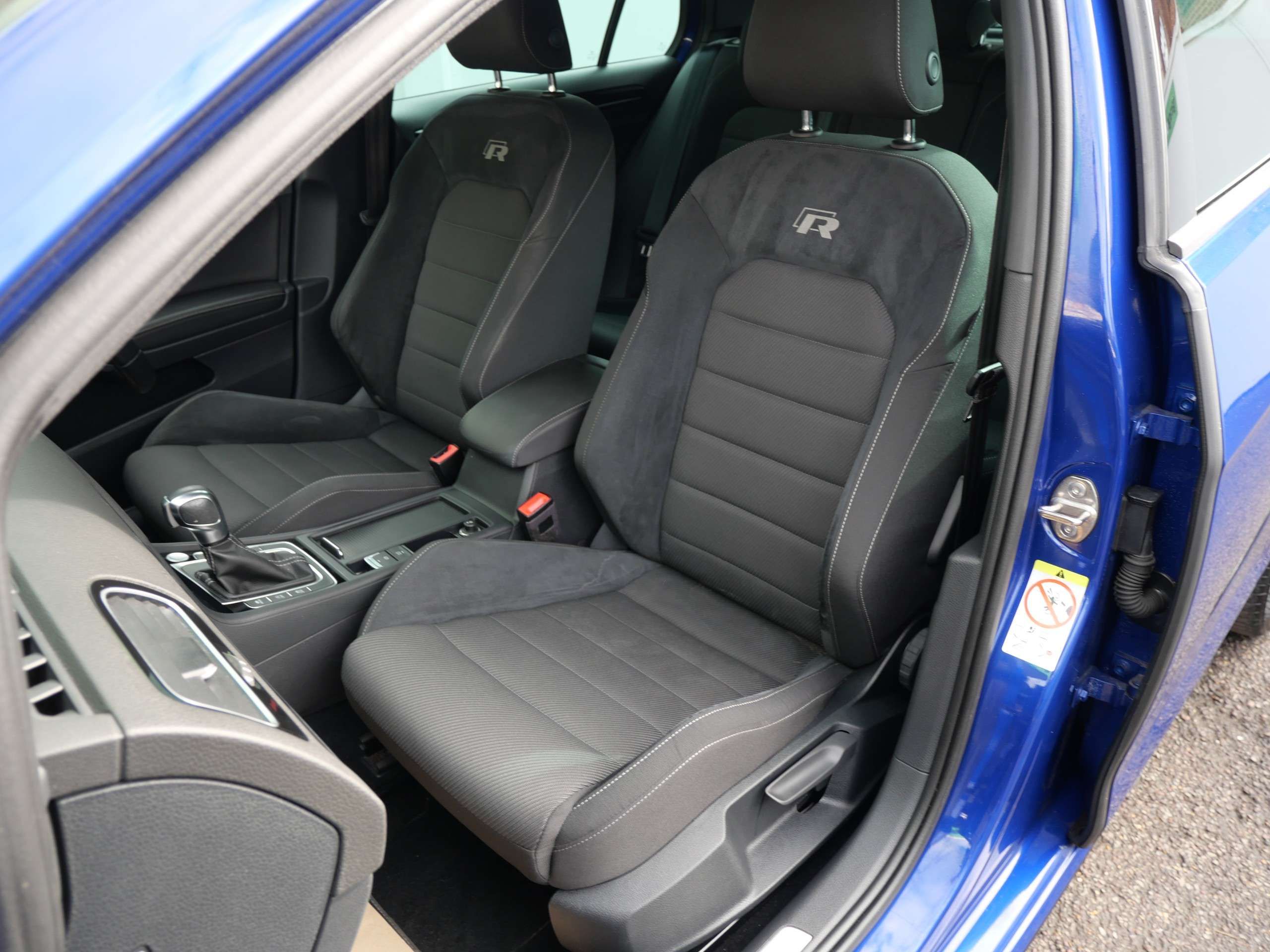 2020 VOLKSWAGEN GOLF 2020 VOLKSWAGEN GOLF