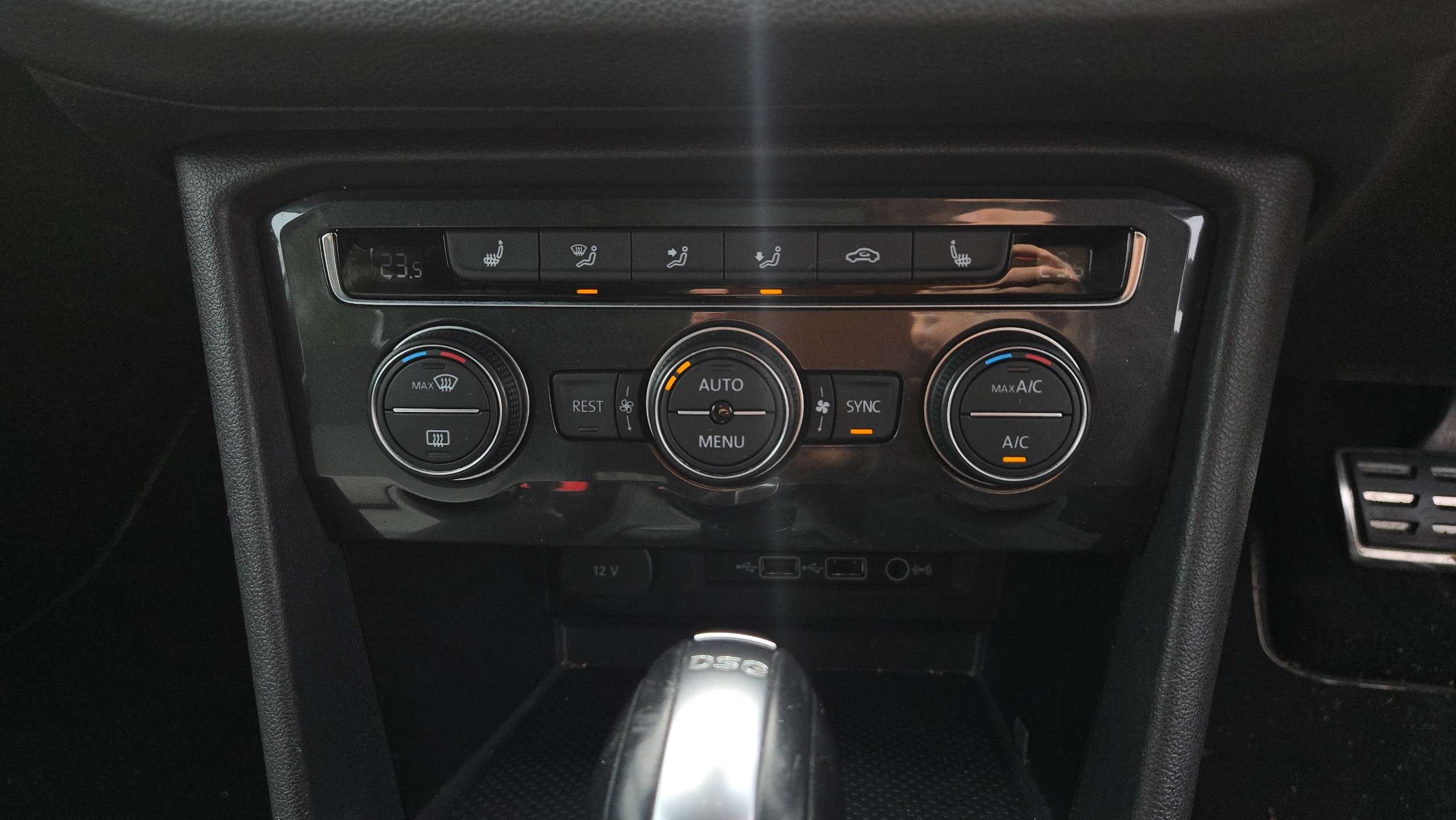 2019 VOLKSWAGEN TIGUAN 2019 VOLKSWAGEN TIGUAN