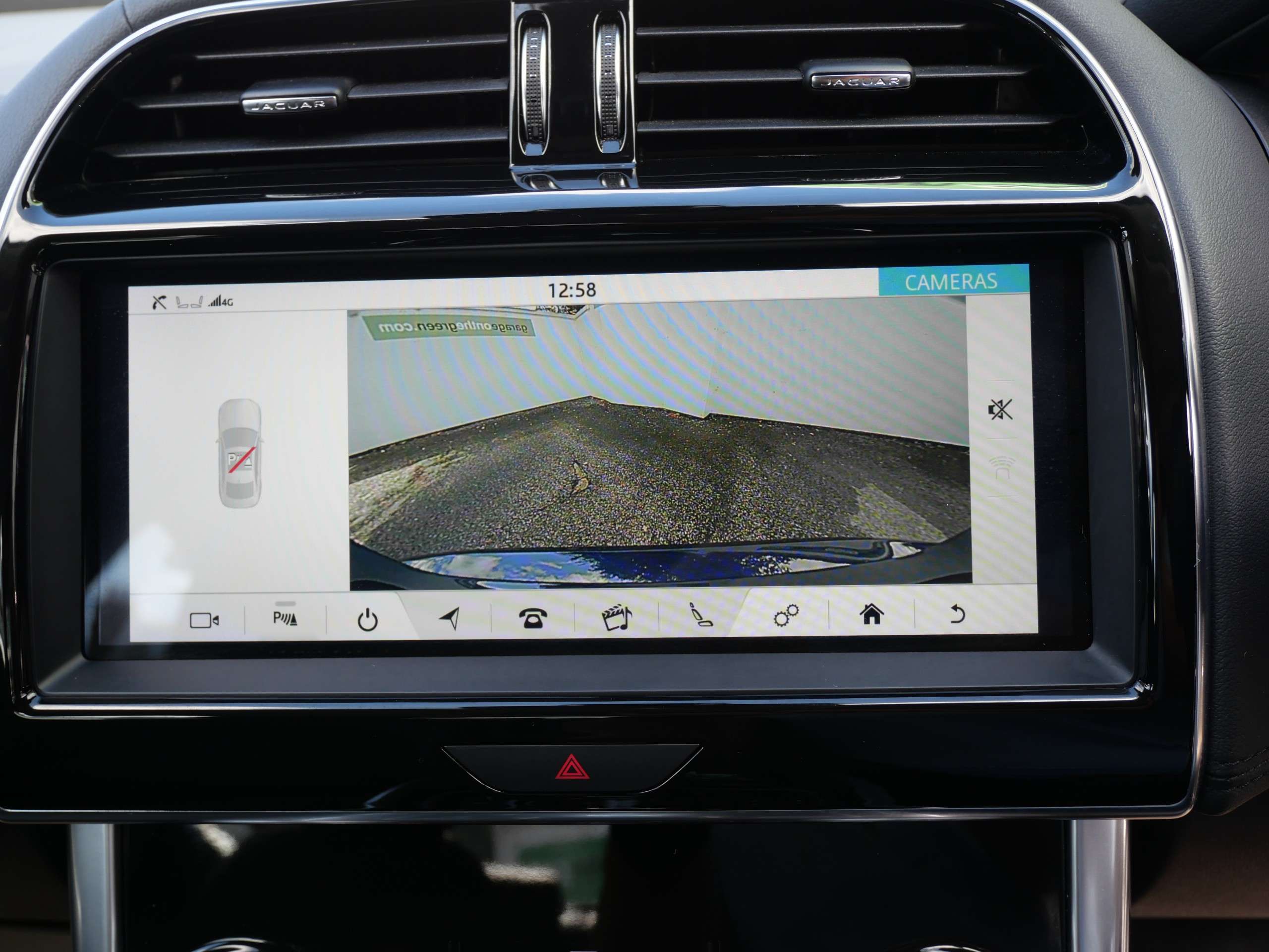 2019 JAGUAR XE 2019 JAGUAR XE